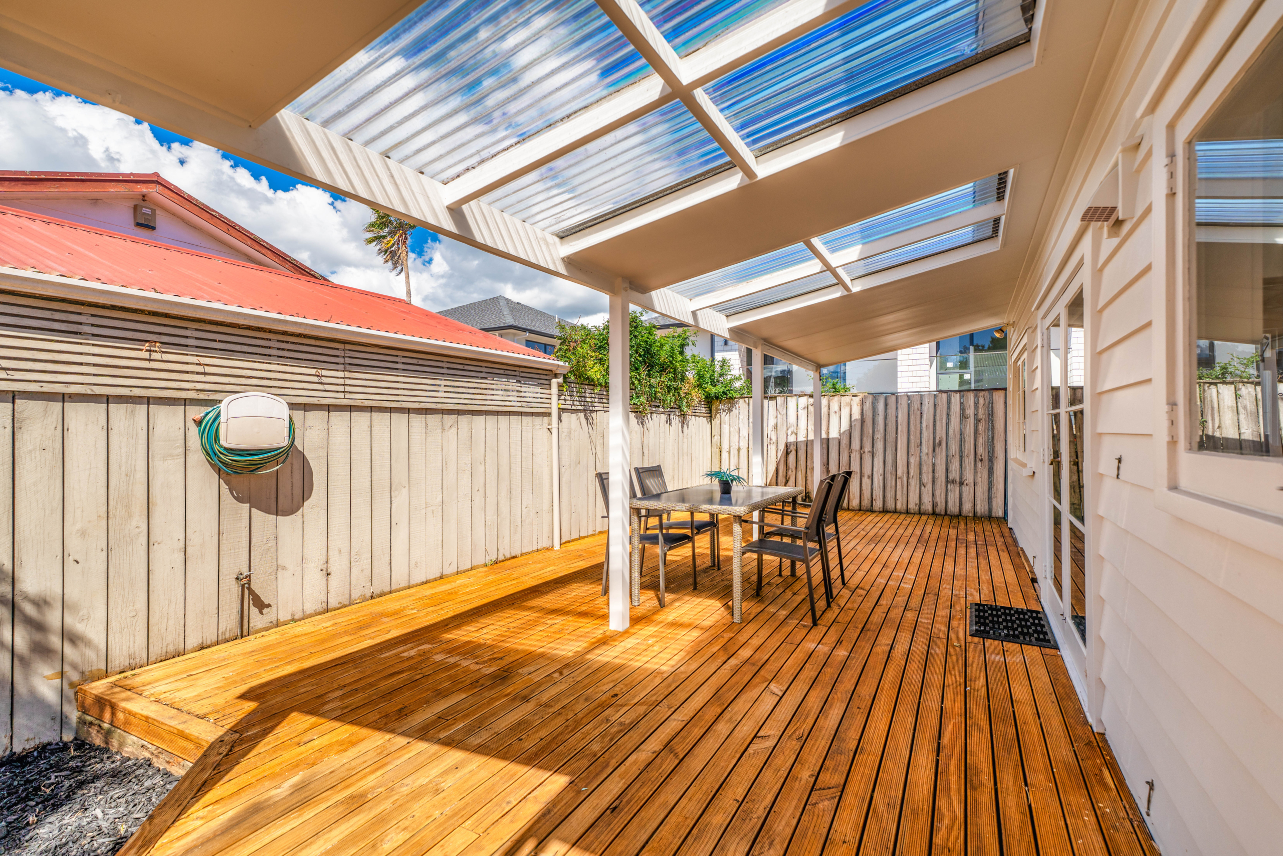 Mt Wellington Gem!  Move in ready!