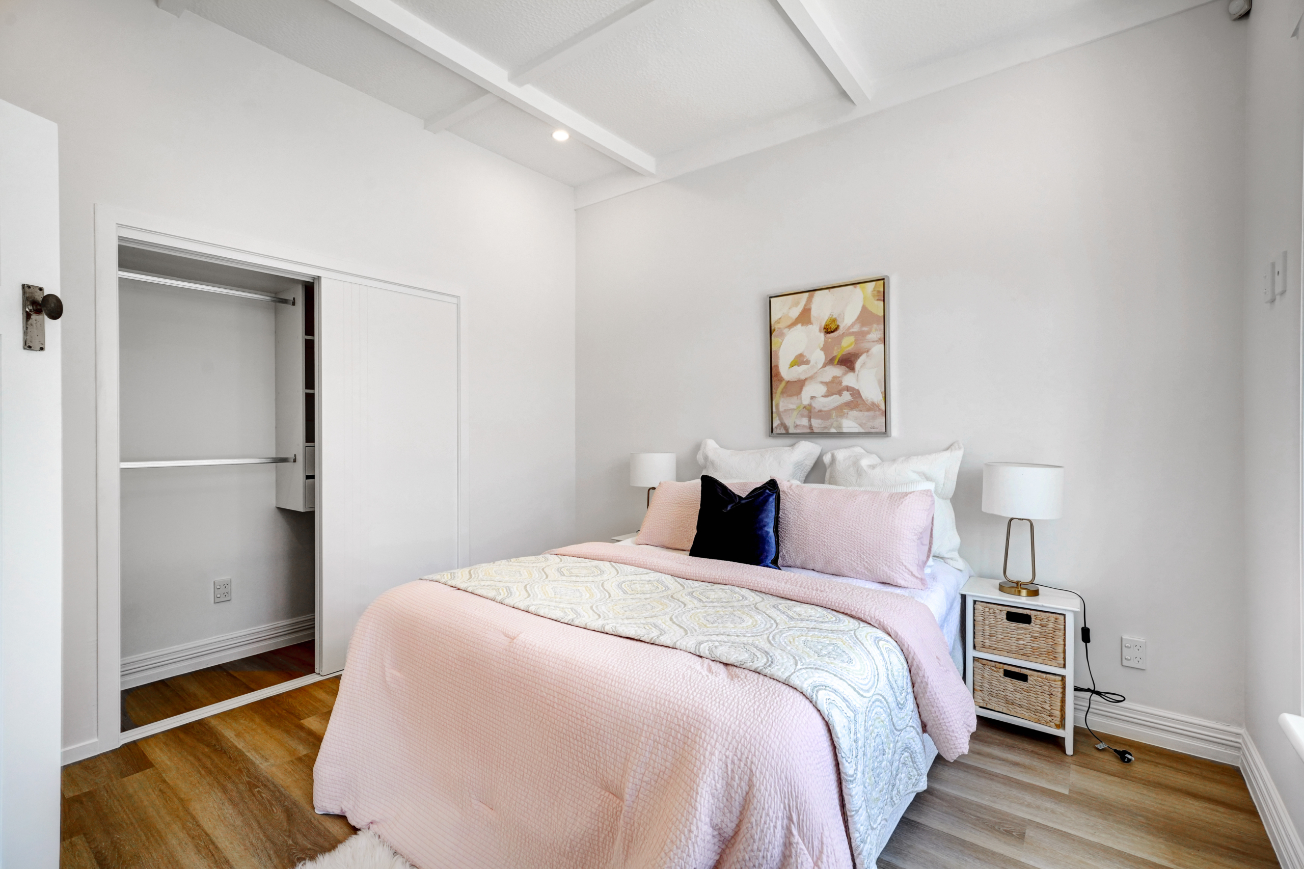 Mt Wellington Gem!  Move in ready!
