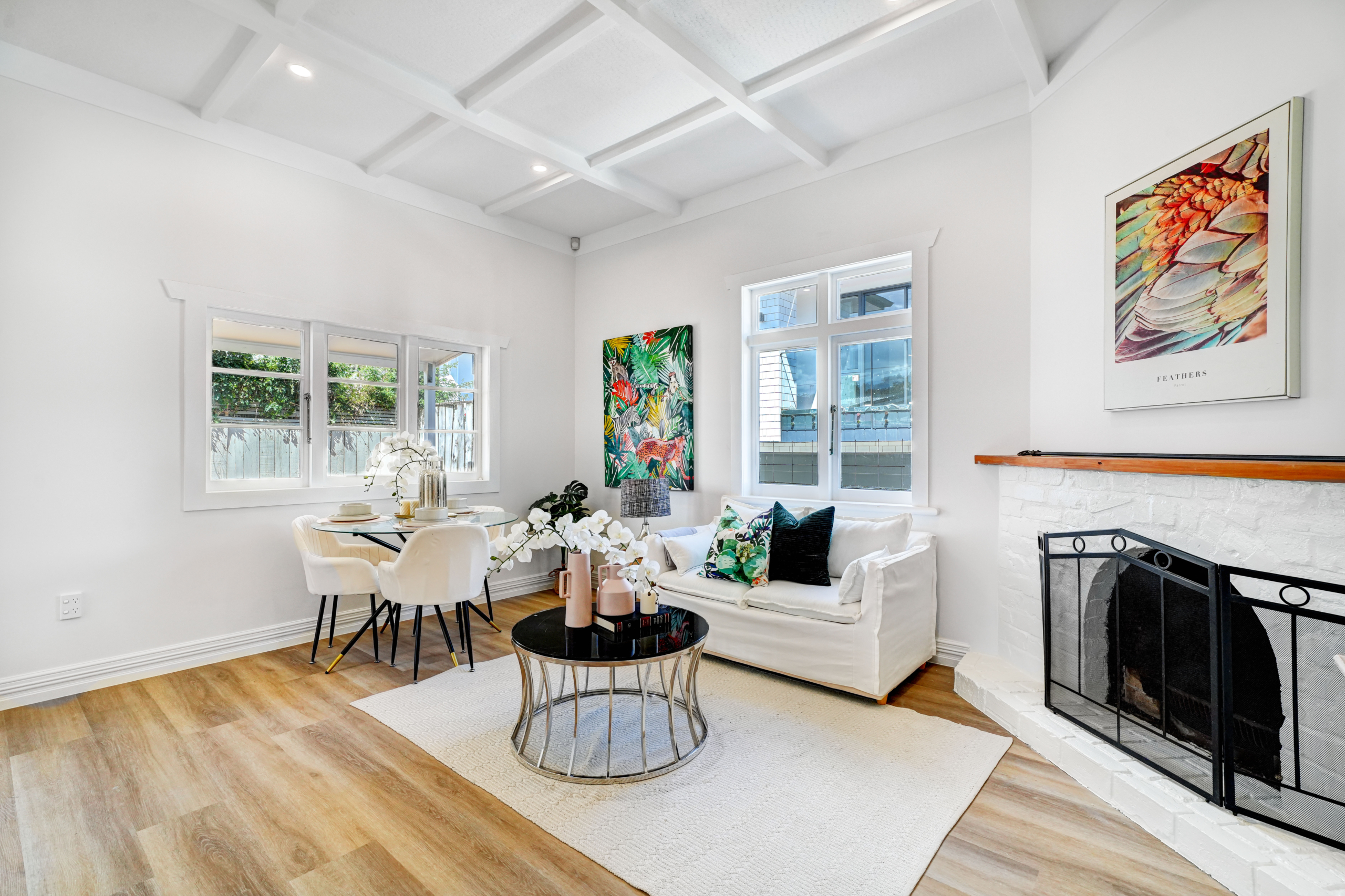 Mt Wellington Gem!  Move in ready!