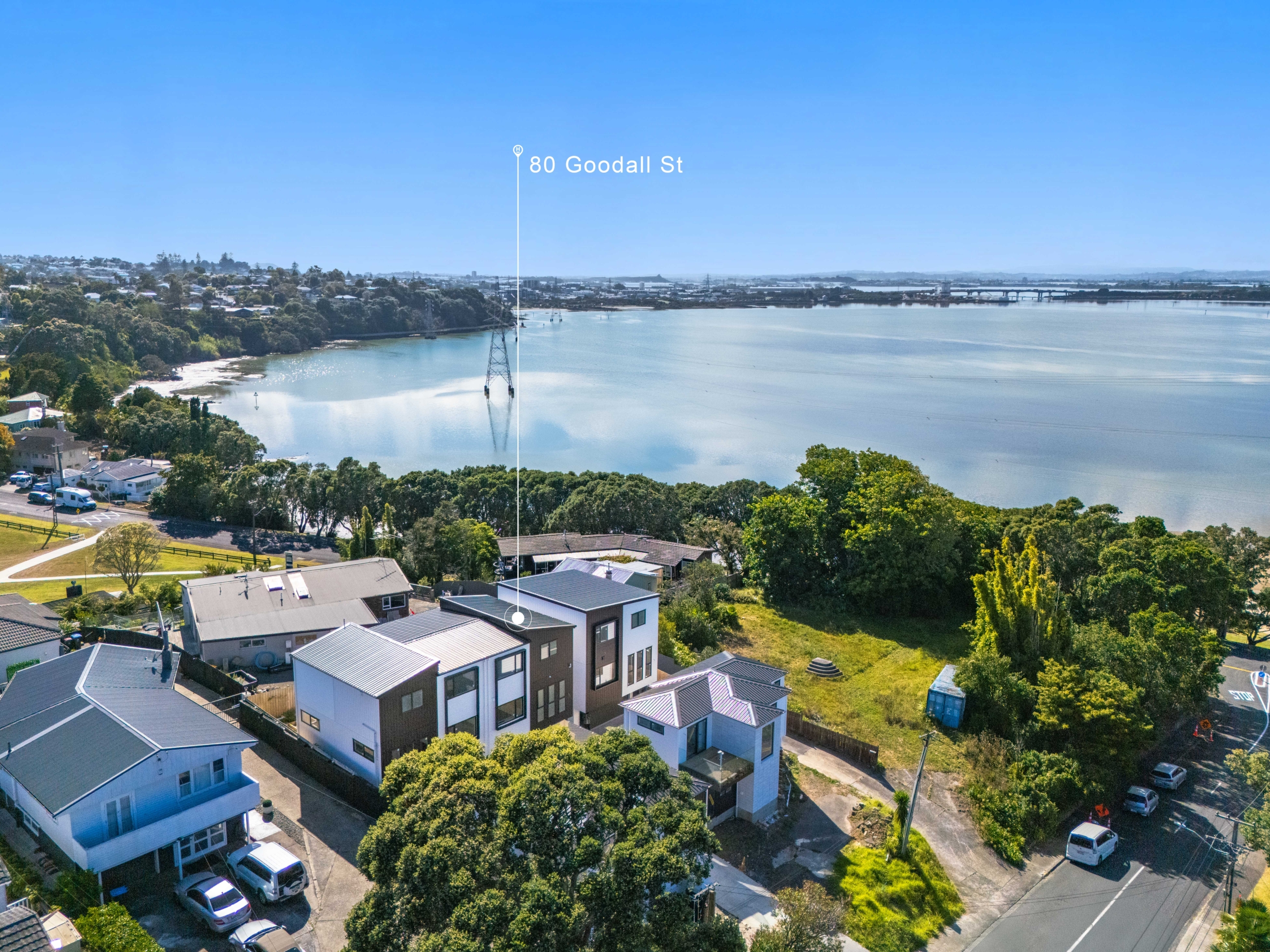 default Coastal Living with Sea Views