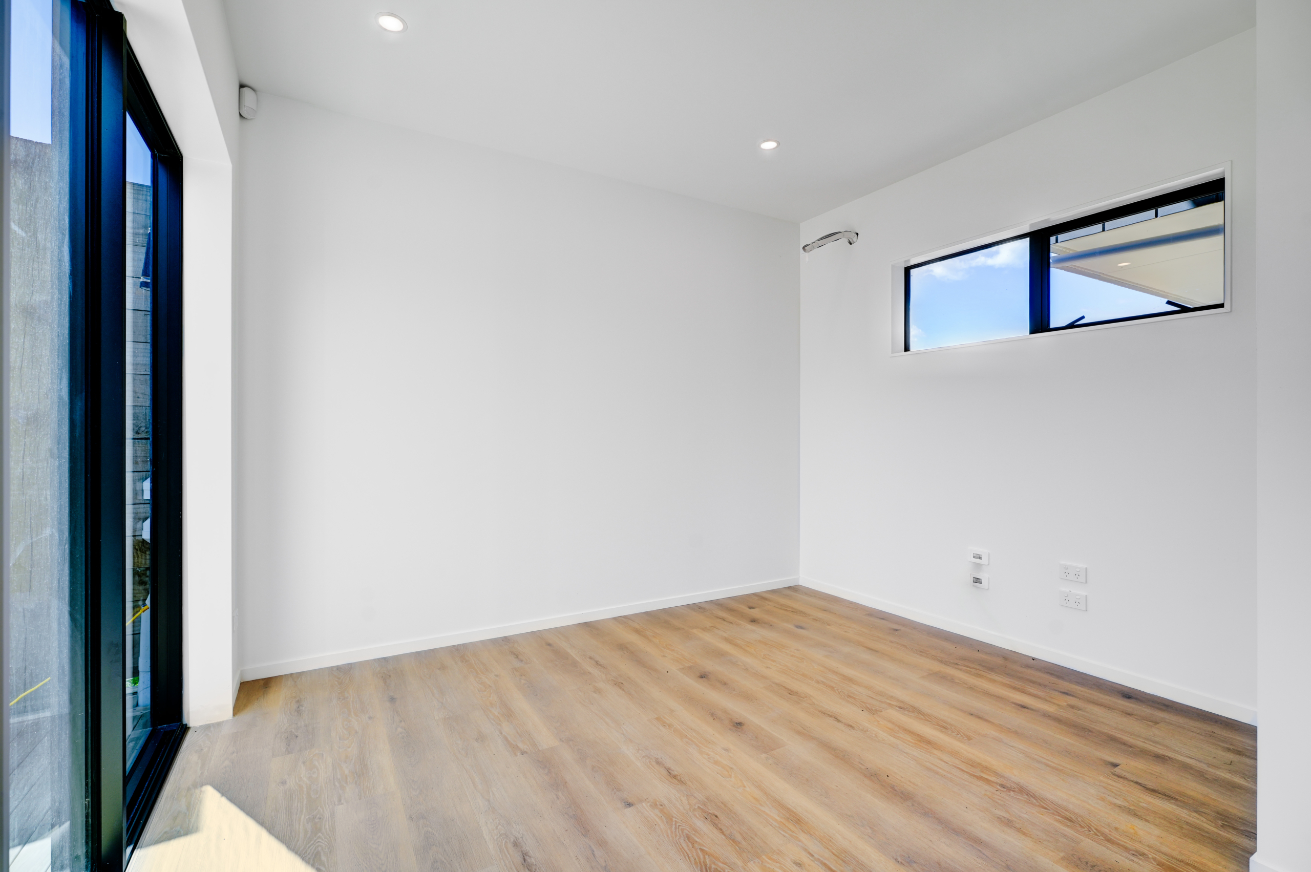 191851985__1773289203-87196-FINAL-6 A Dream You Can Actually Afford!