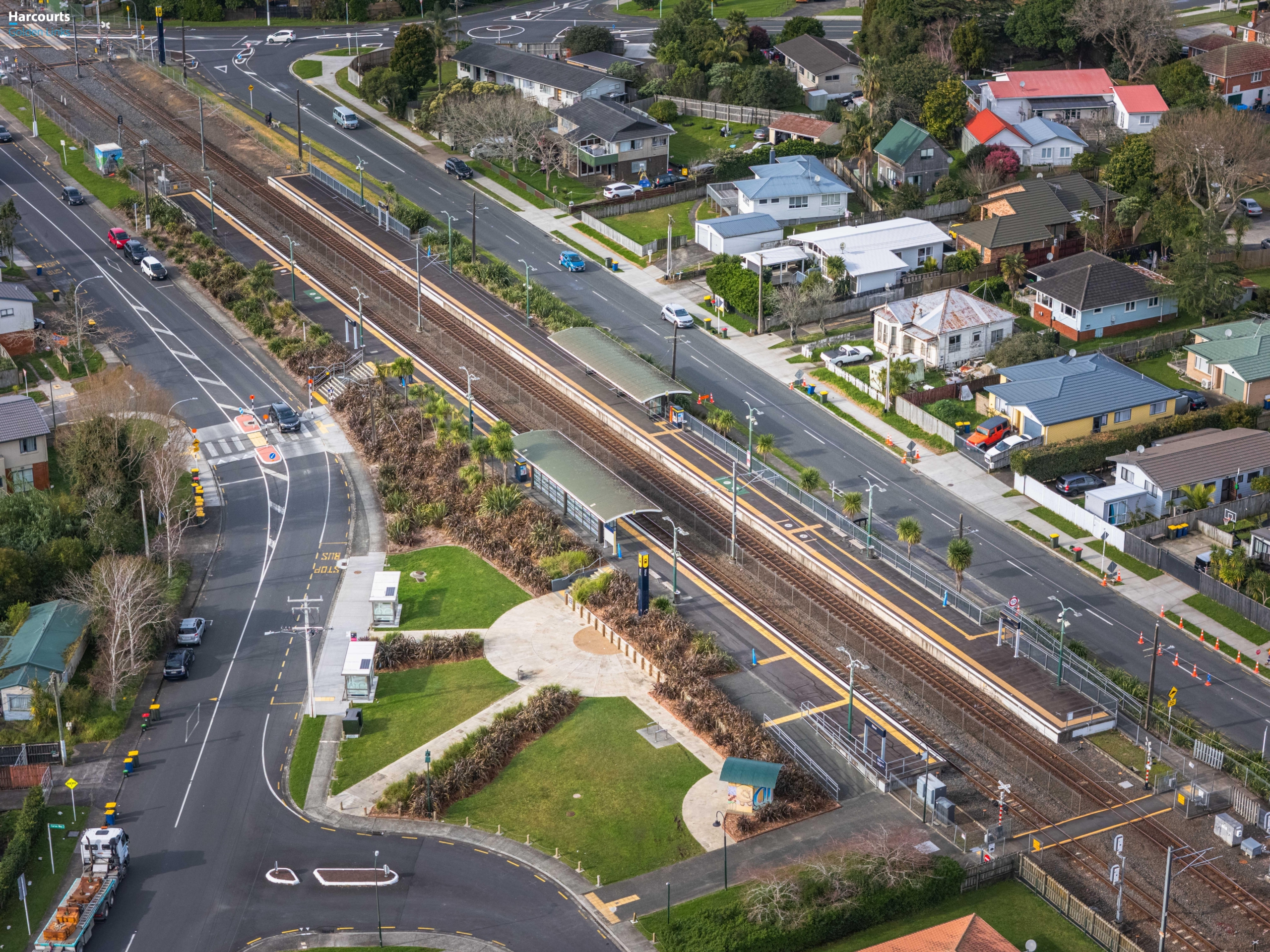 156131793__1778113723-156131793__1753056410-27931-DRONE-7 Versatile Freehold – Live, Invest or Develop!