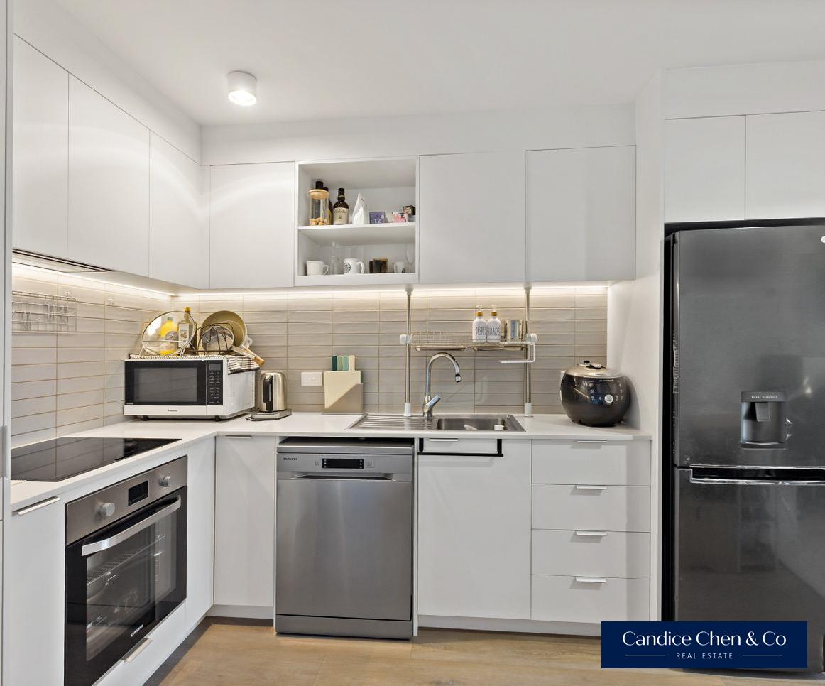 165927202__1778477891-165927202__1759281916-58202-OUTPUT-6 Top-Floor Living with Reserve Views -Mt Albert Gem