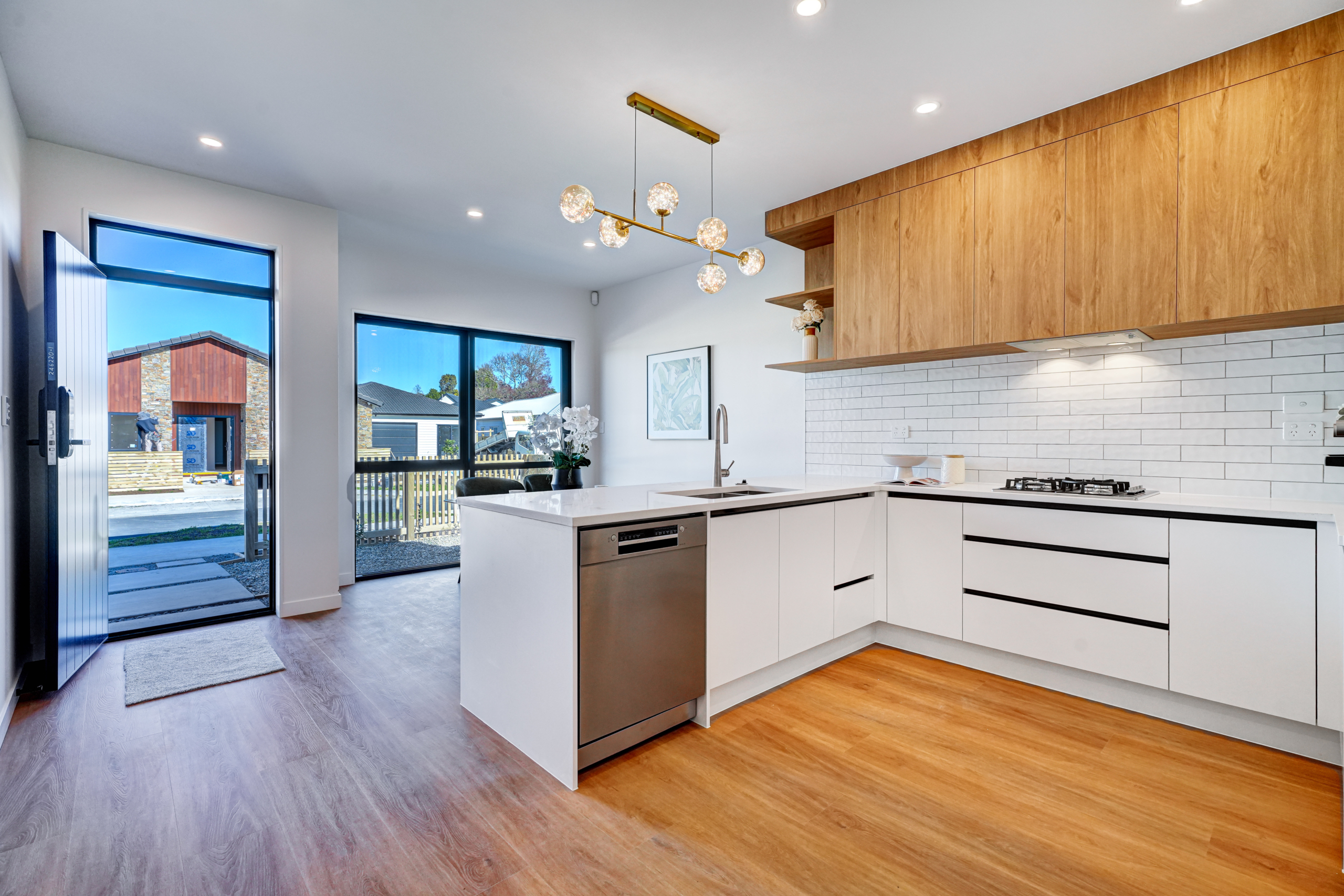 1780982956-10-INTERIOR-4 CCC Issued – Brand New Freehold Living in Opaheke