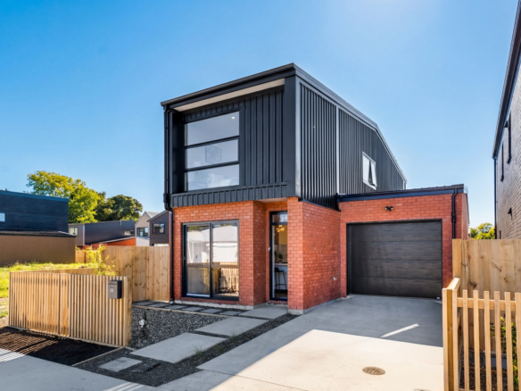 CCC Issued – Brand New Freehold Living in Opaheke