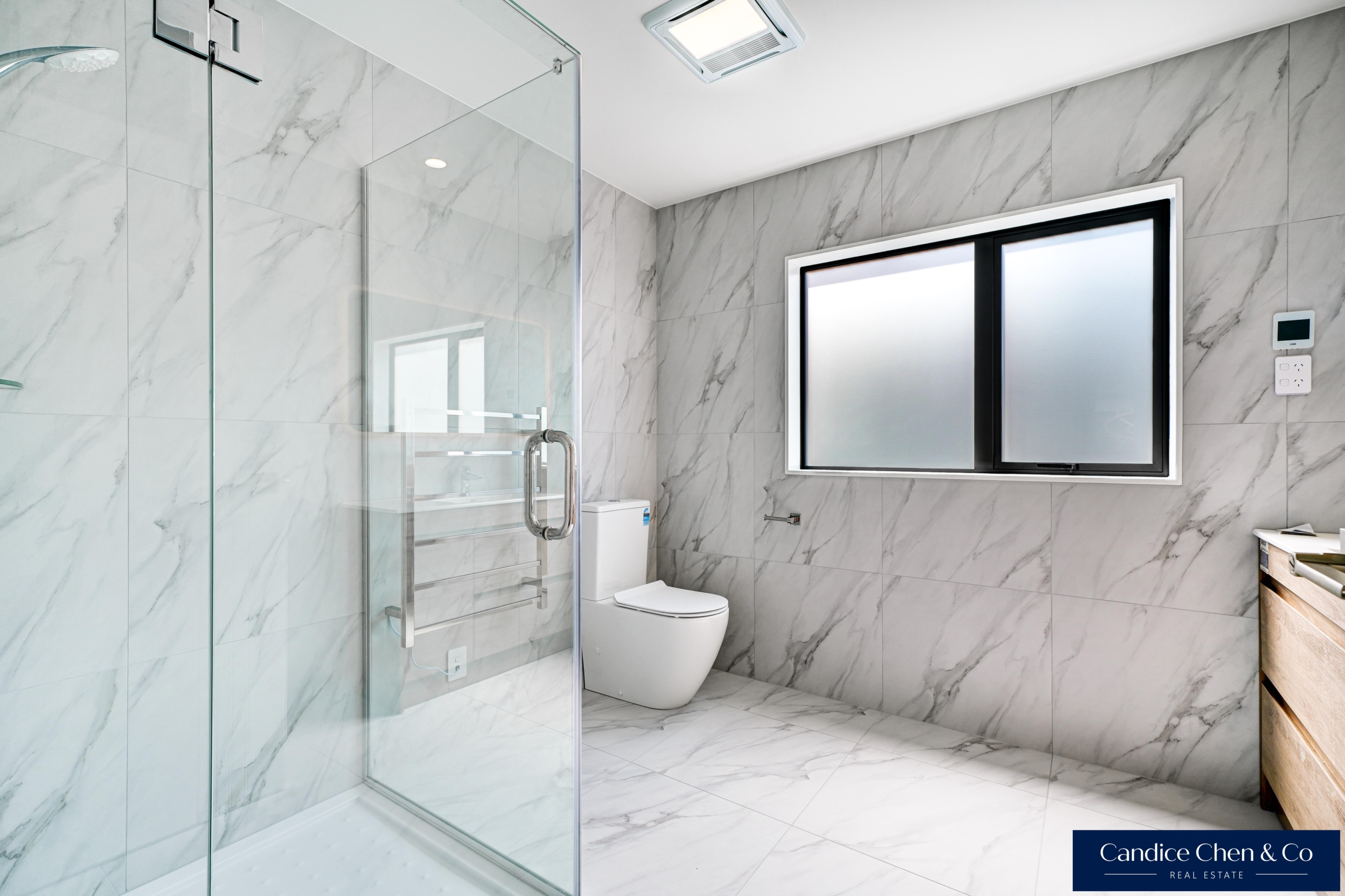 The Ultimate Modern Luxury and Central Convenience