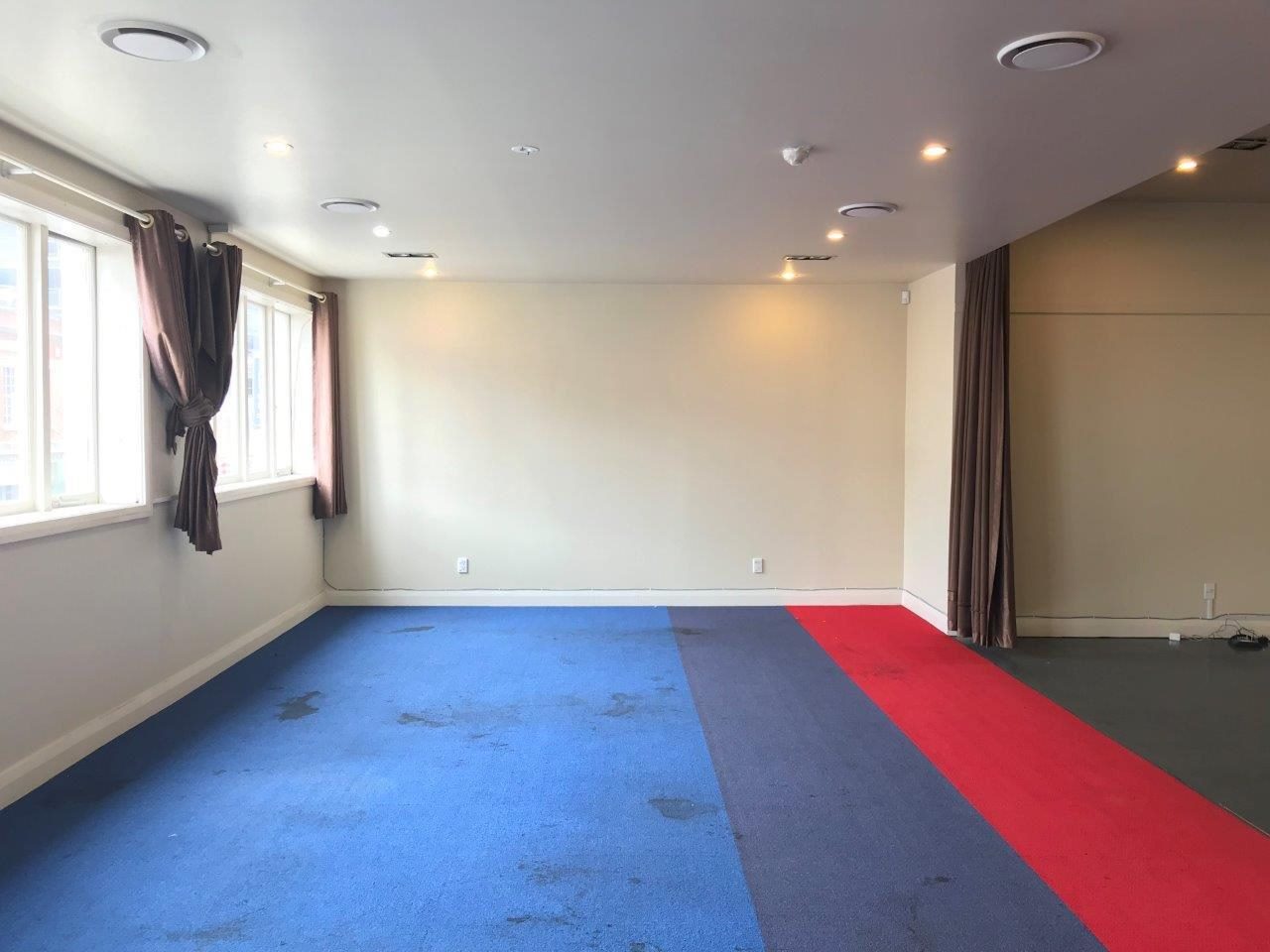 193525555__1774251710-106737-9933030221 Prime Hospitality Opportunity on Khyber Pass Road
