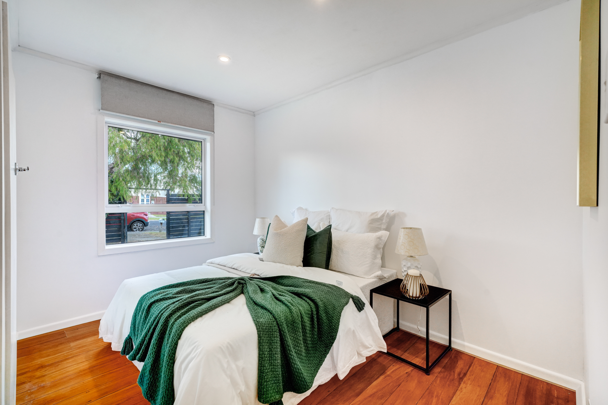 193859801__1774395400-27873-INTERIOR-2 Sun-Filled Comfort & Easy Living Starter