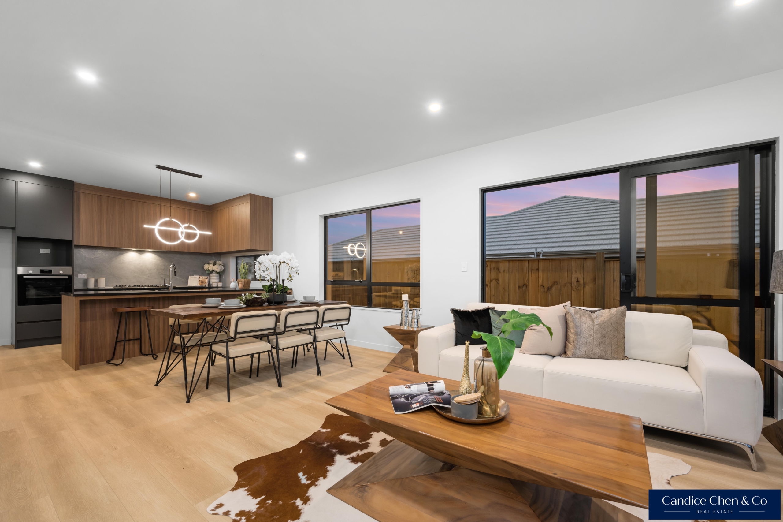 194150586__1778560820-1774490344-22-29 Where Luxury Meets Lifestyle