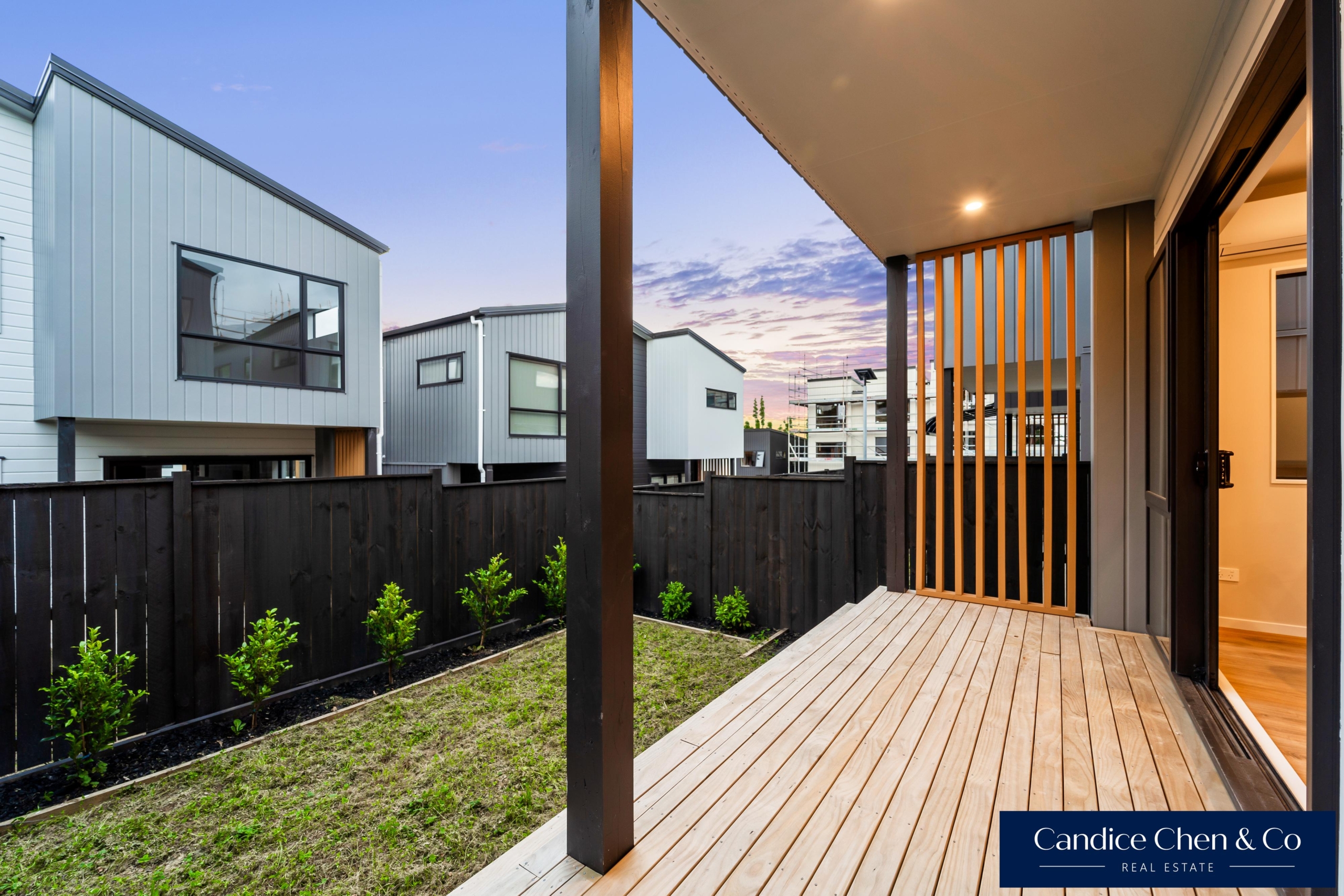 194738610__1774915068-167660030__1760320818-70264-2022DonOliverLanePrint 5% Deposit Secure Your New Home Now