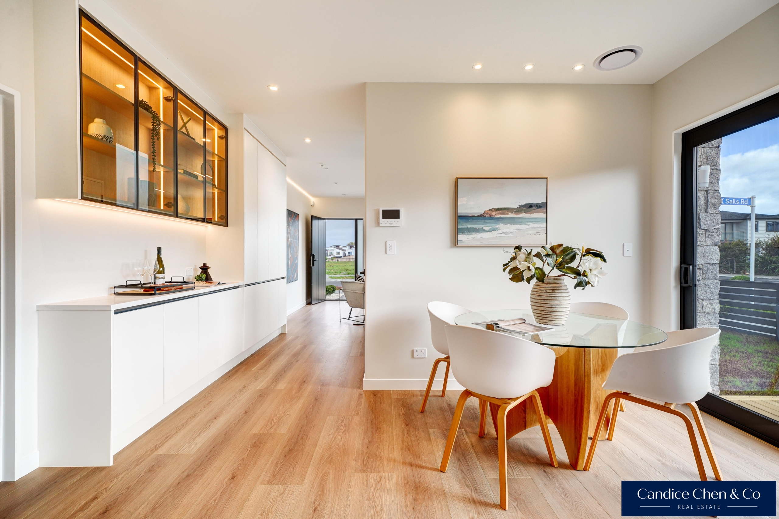 194991232__1778629019-194991232__1775007947-245984-INTERIOR-10 Your Coastal Sanctuary Awaits