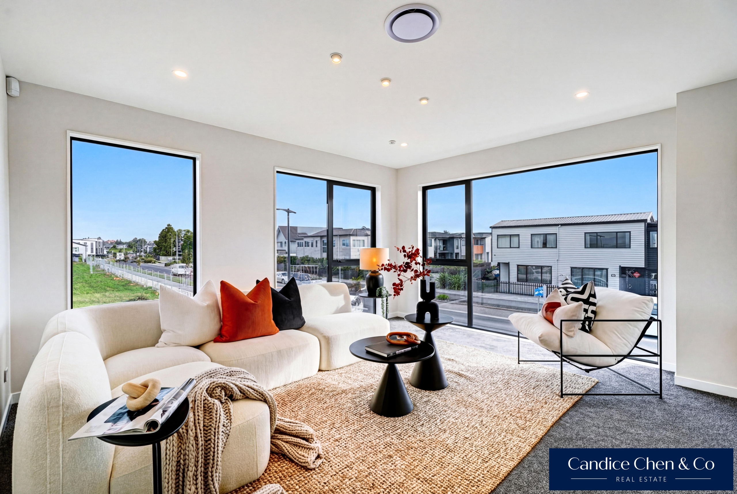194991982__1778629019-194991982__1775007999-62505-INTERIOR-3 Your Coastal Sanctuary Awaits