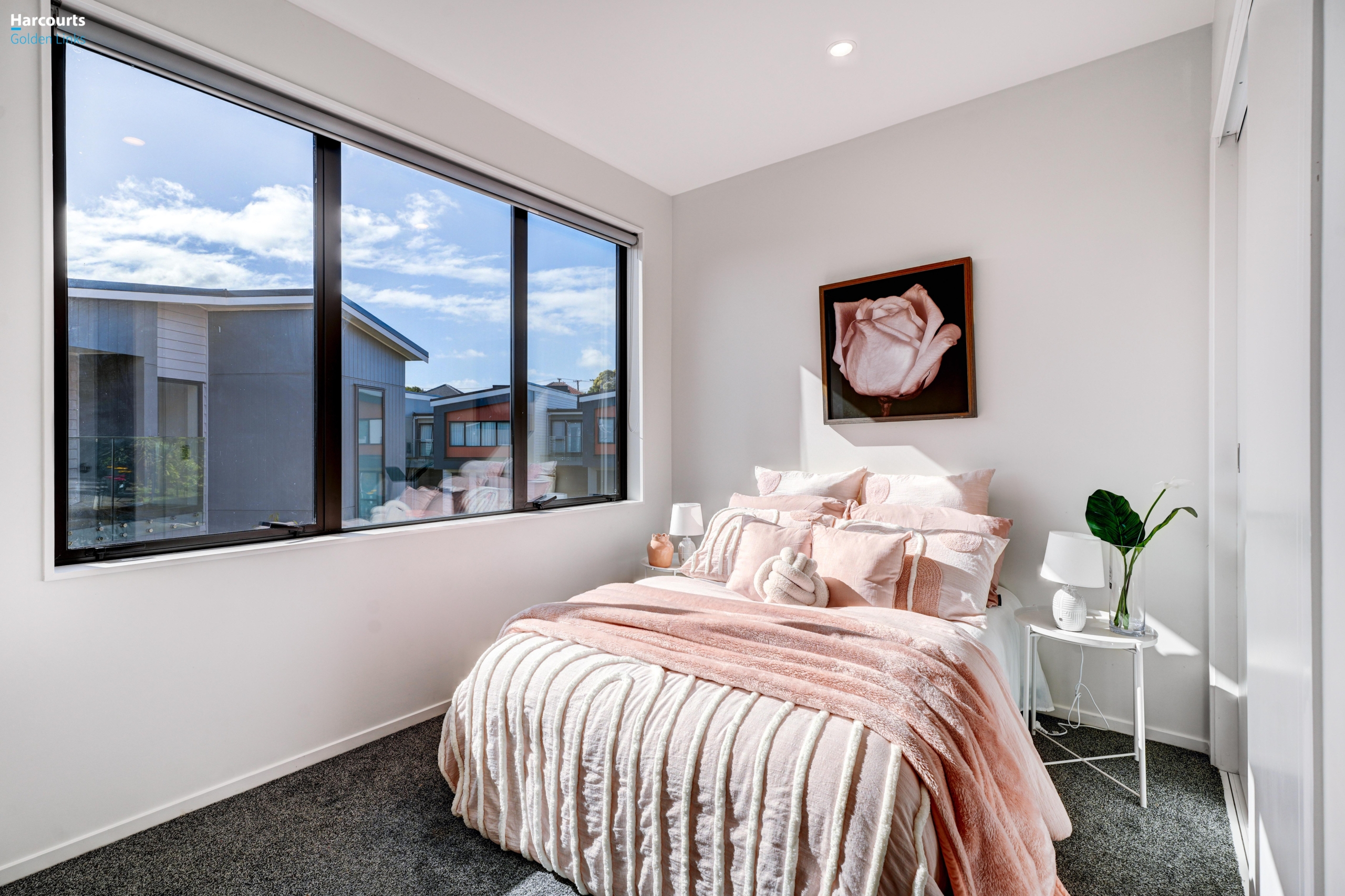 197220147__1778621055-197220147__1776393387-54532-INTERIOR-4 Style, Space & Ultimate Convenience