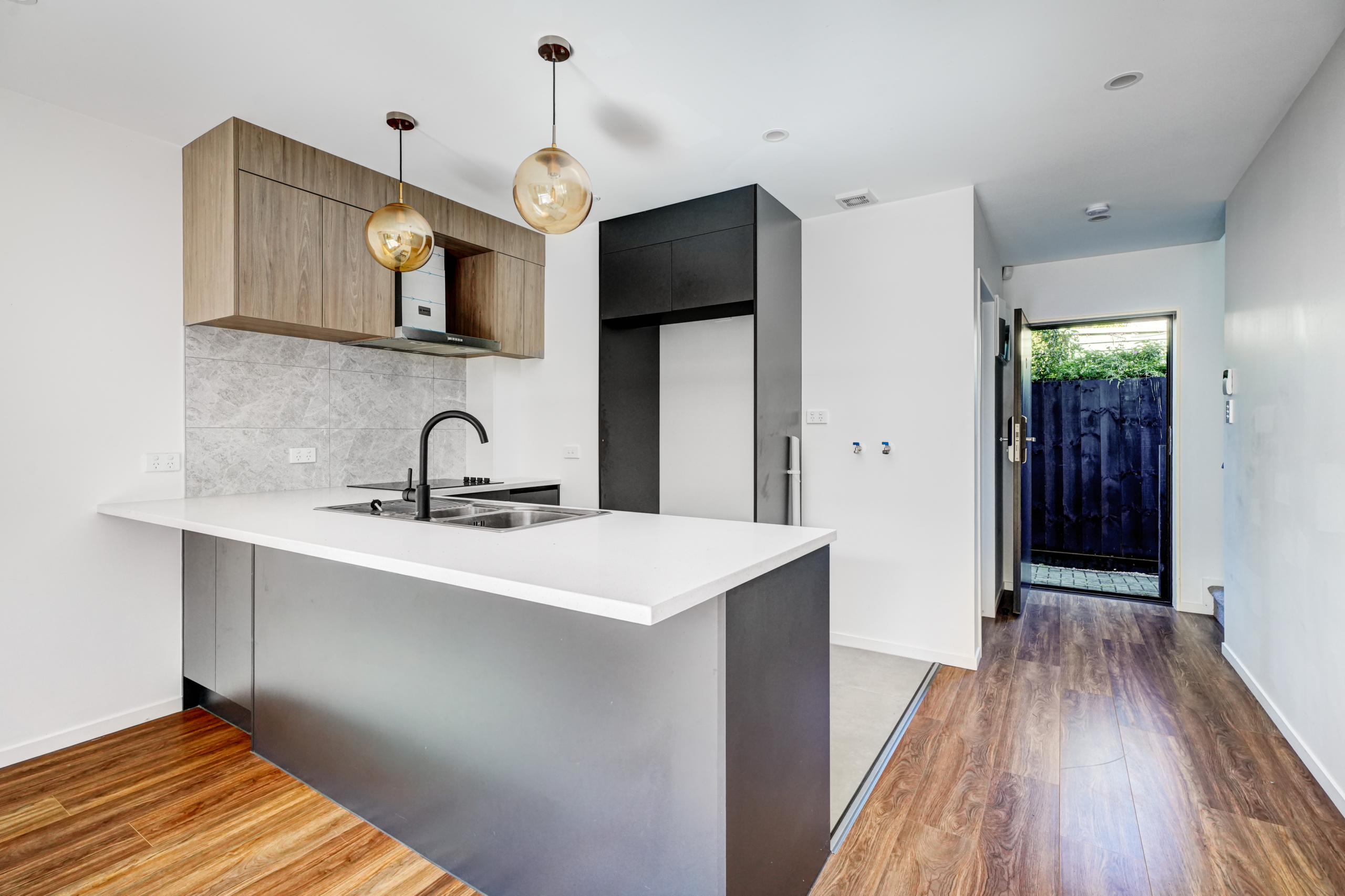198294698__1776998385-53879-INTERIOR-5 Buyers Over $700k Must Inspect
