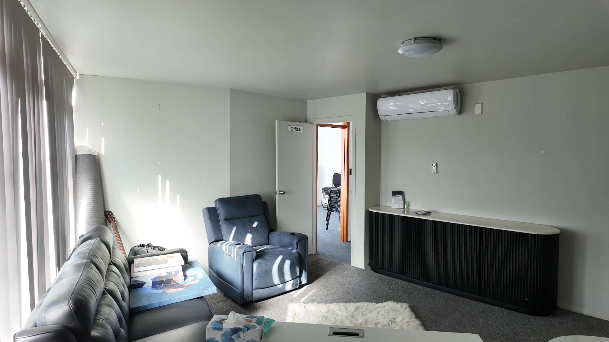 198521707__1777331911-35513-23 Spacious Lot in Prime Manukau Location