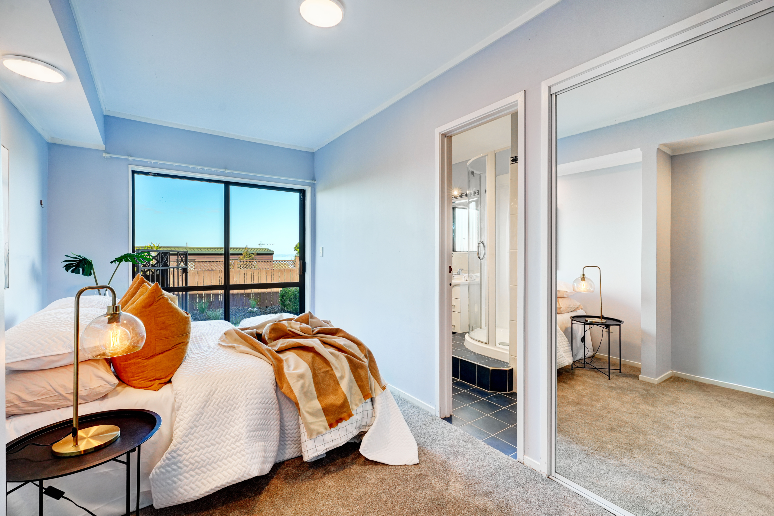 200234217__1778045095-98377-INTERIOR-6 Luxury Living with Unforgettable Views