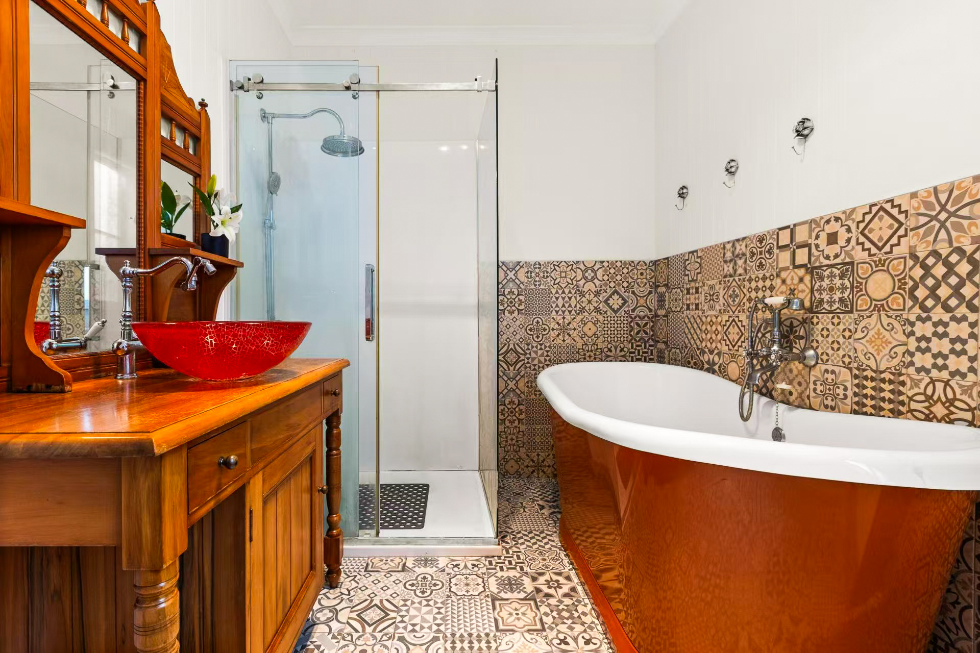 202187869__1779241632-49008-FINAL-12 Timeless Character, Modern Comfort, Prime Corner Position