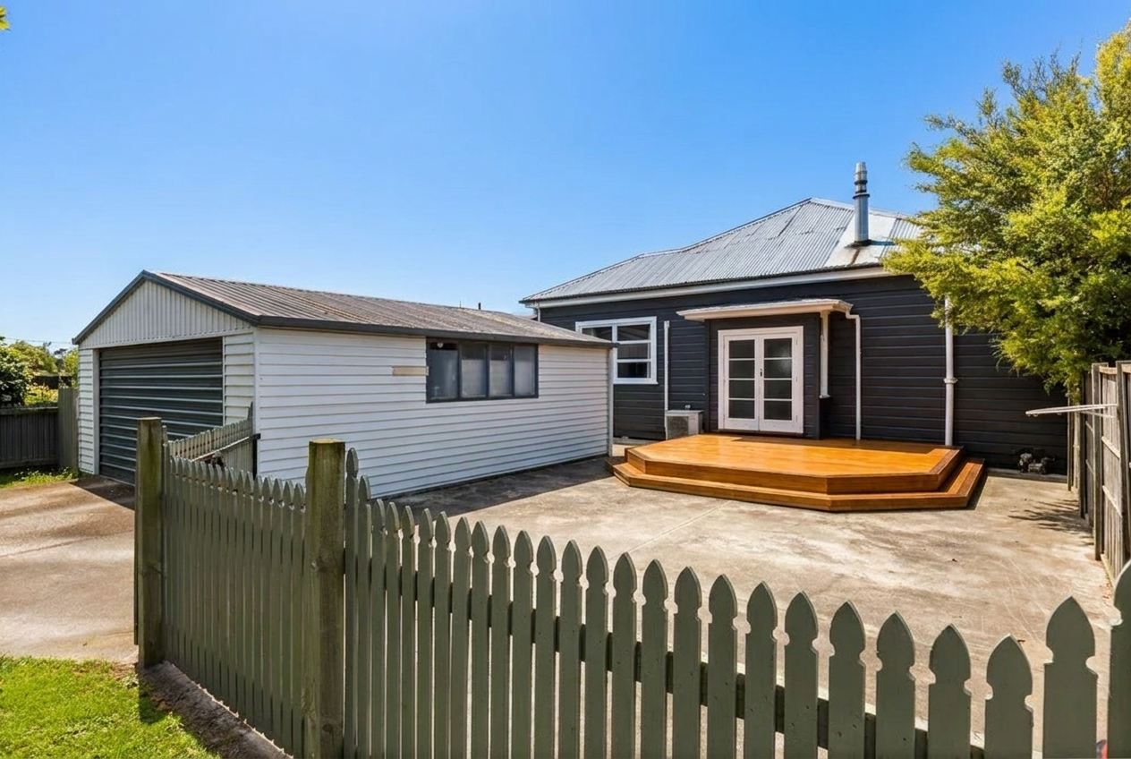 202187913__1779241638-48938-OUTSIDE1 Timeless Character, Modern Comfort, Prime Corner Position
