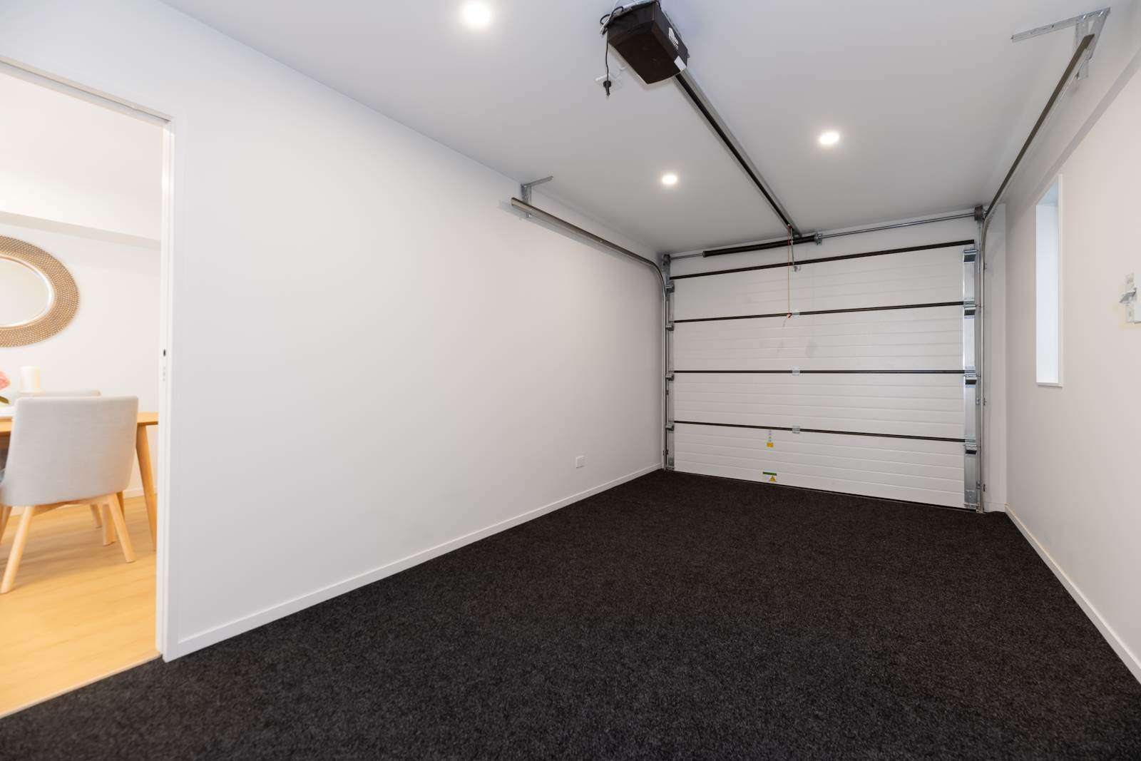 203991553__1780375321-92825-728DRichardsonRoadMtRoskillAucklandCityHousesforSale-One17 Brand-New Home with Garage