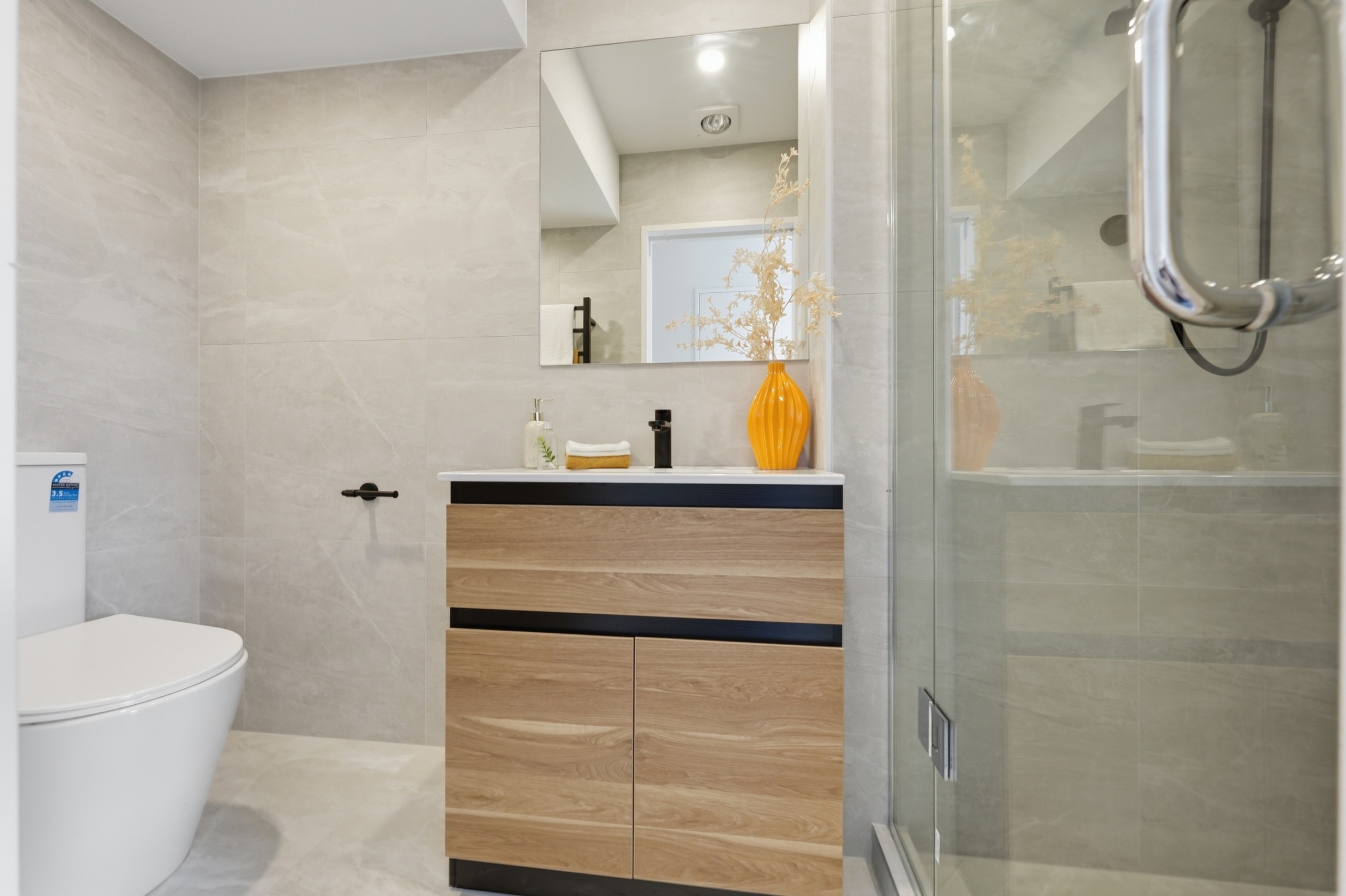 207337489__1782427135-16462-9ADoughtyPlaceOtaraManukauCity2023-TownhouseforSale-Ray15 Elevated Living with Flexible Family Appeal