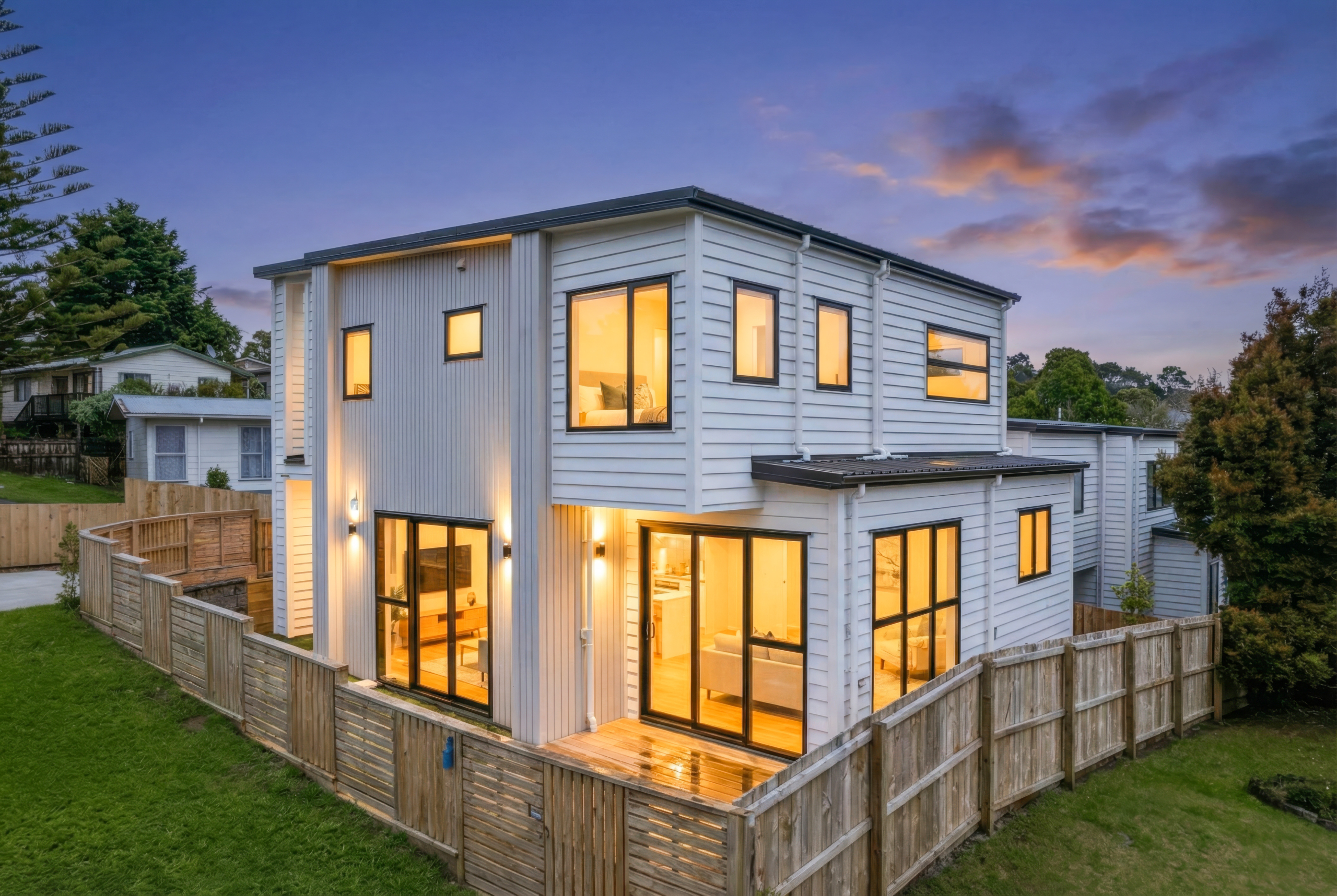 Input ingredient 0 Luxury Living in the Heart of Massey