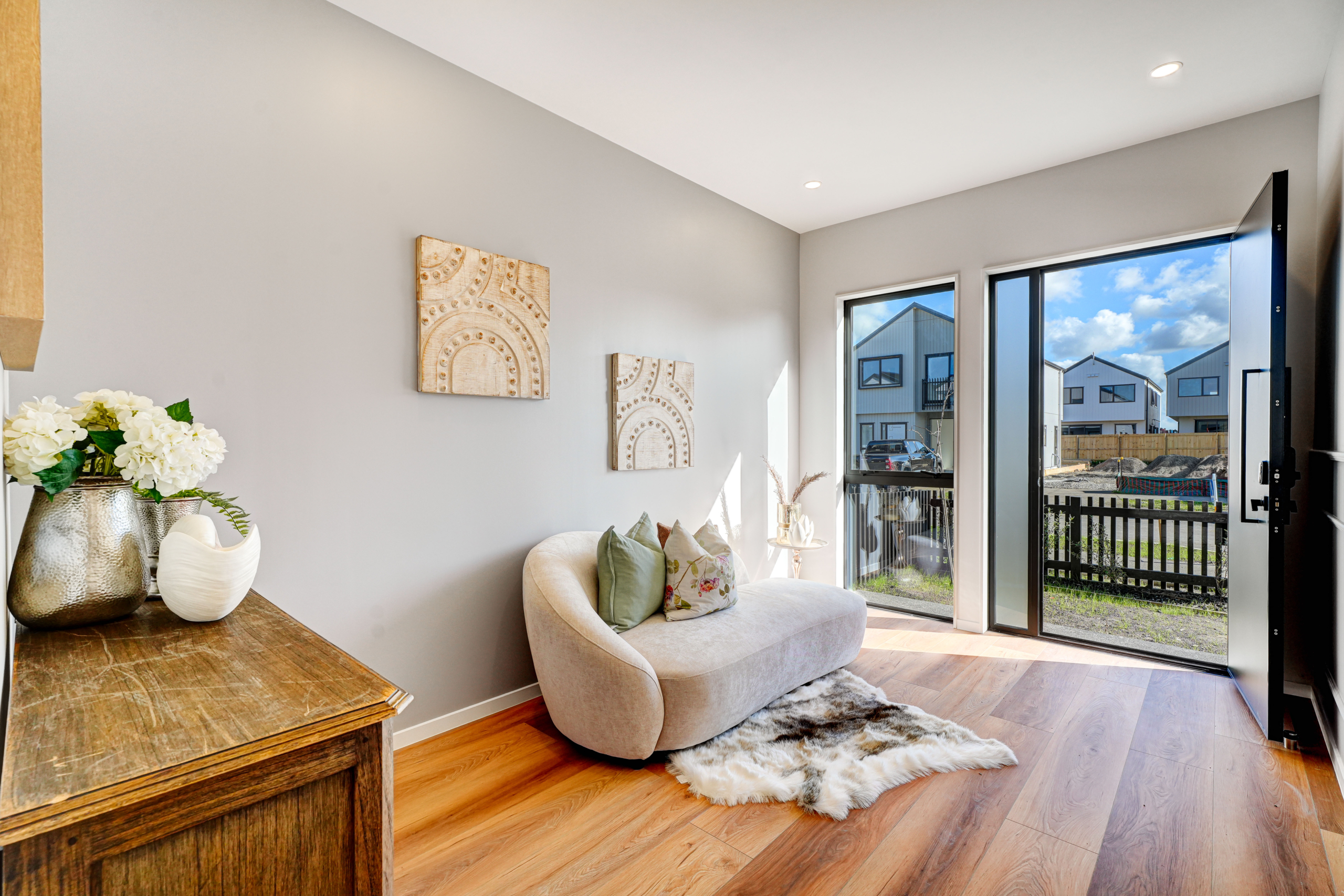 1791164114-5-INTERIOR-1 Where Coastal Breezes Meet Contemporary Elegance