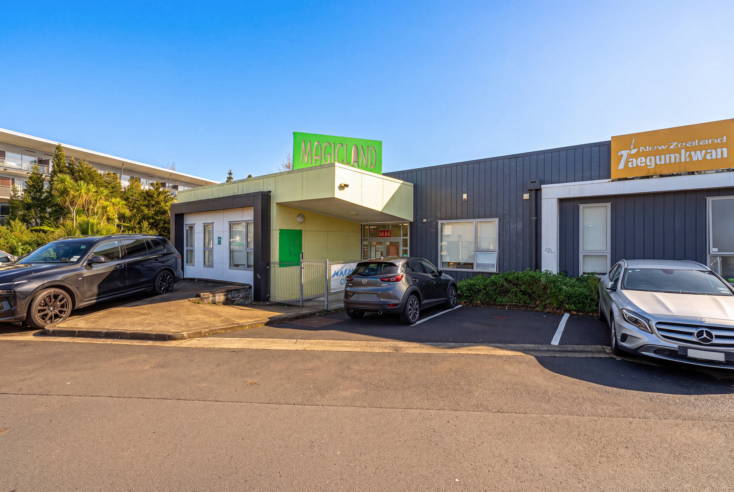 207448212__1782564083-33762-EXTERIOR-1 Central Albany – Prime Freehold Childcare Centre