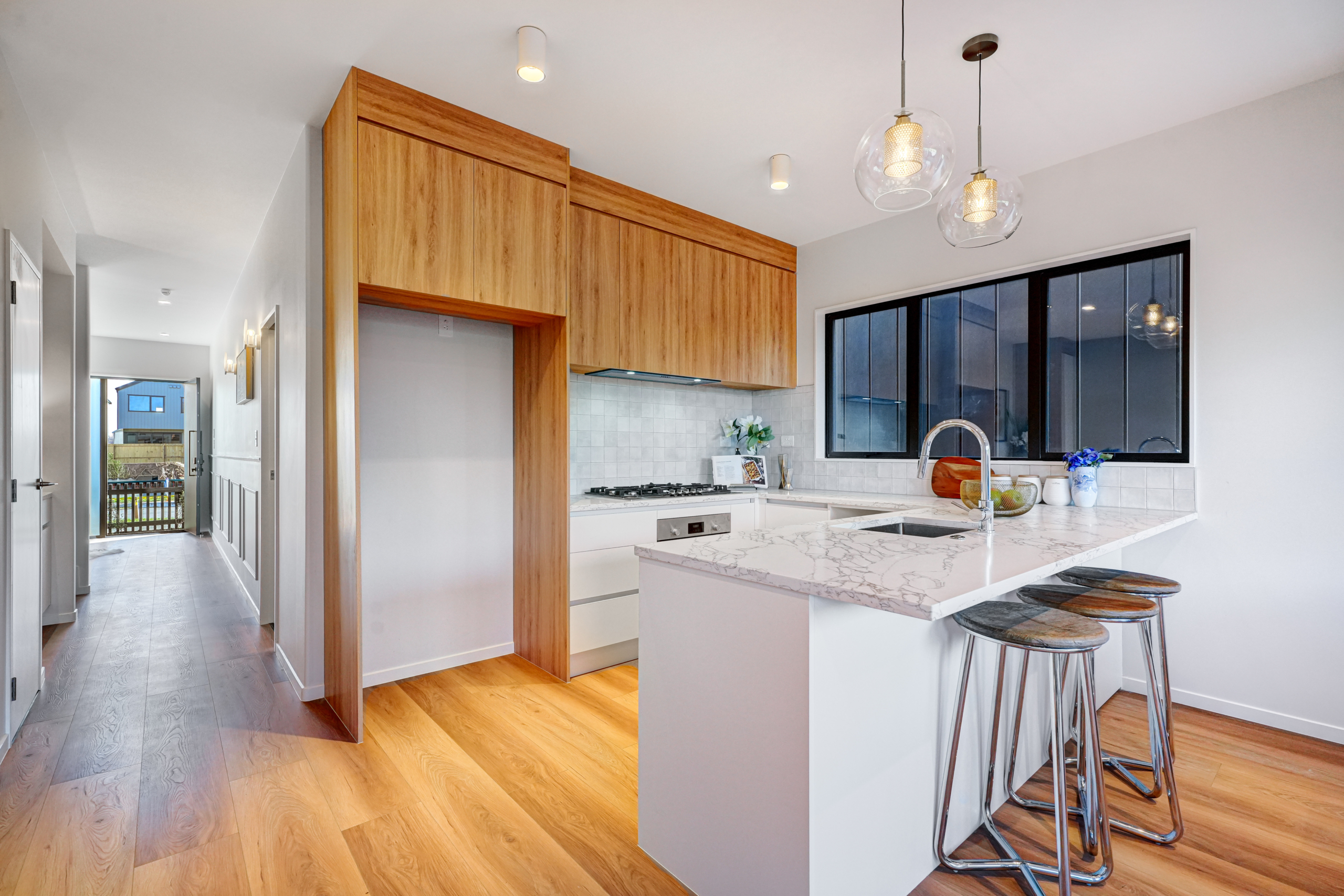 Where Coastal Breezes Meet Contemporary Elegance
