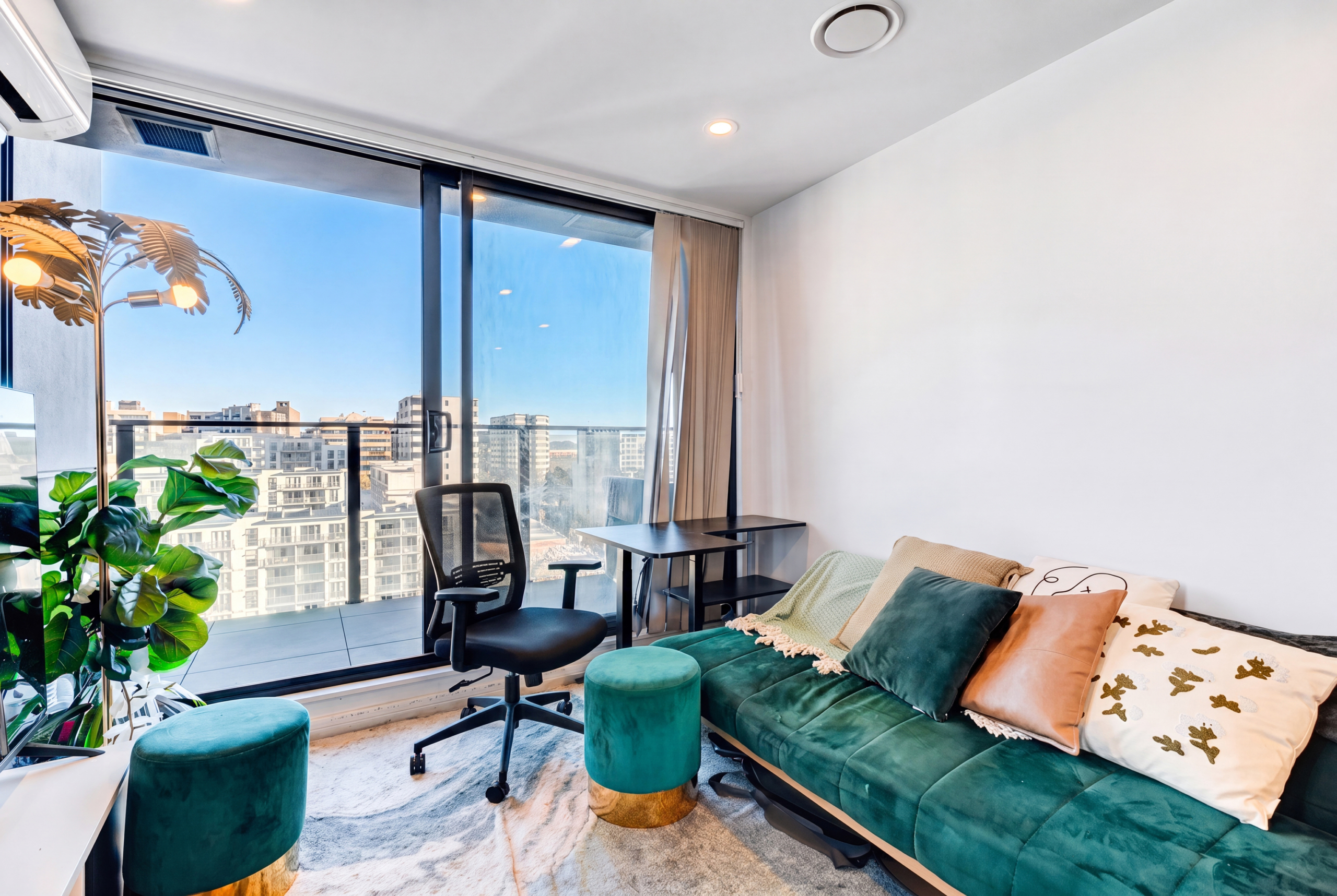 208748318__1783470553-47180-FINAL-3 Resort-Style Living in the Heart of CBD
