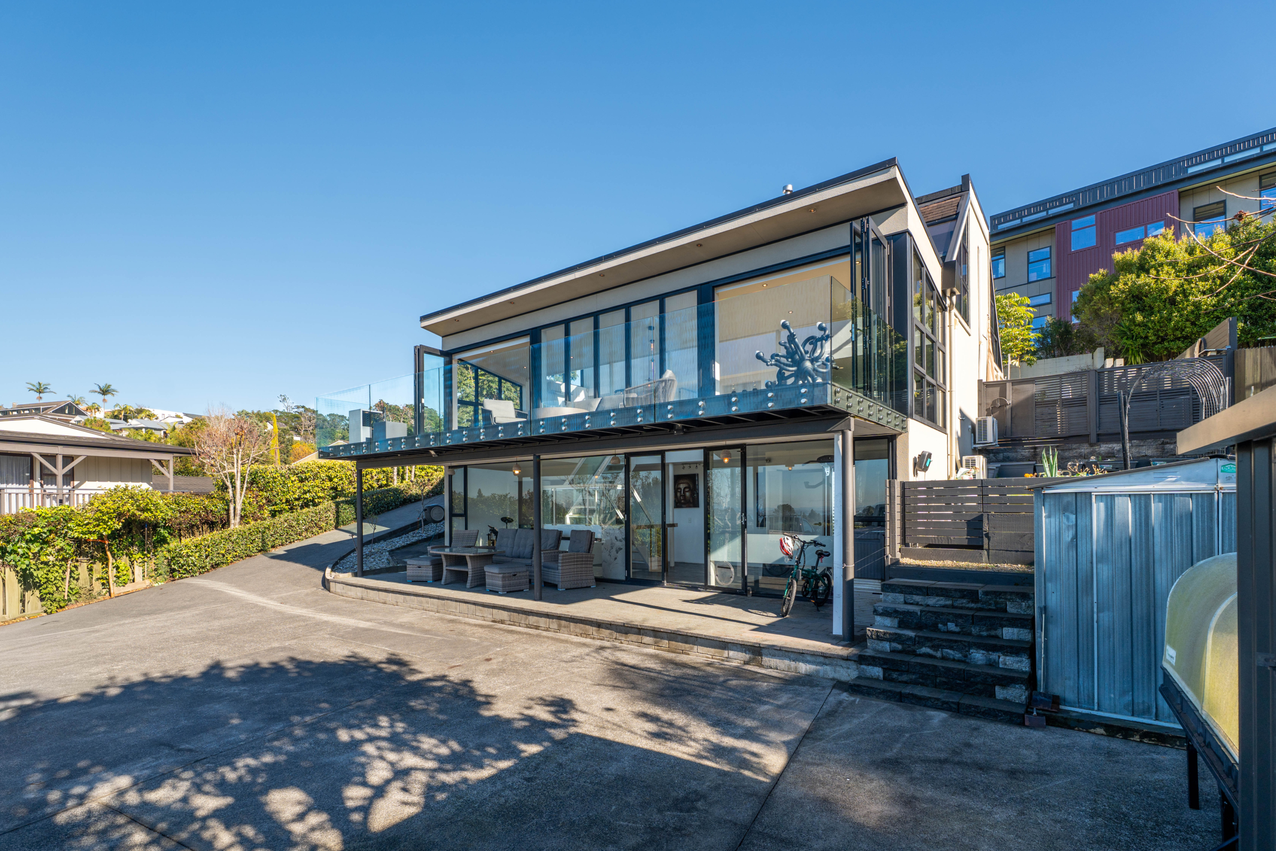 209630527__1784079613-56148-EXTERIOR-2 Spectacular Sea Views with Abundant Sunlight