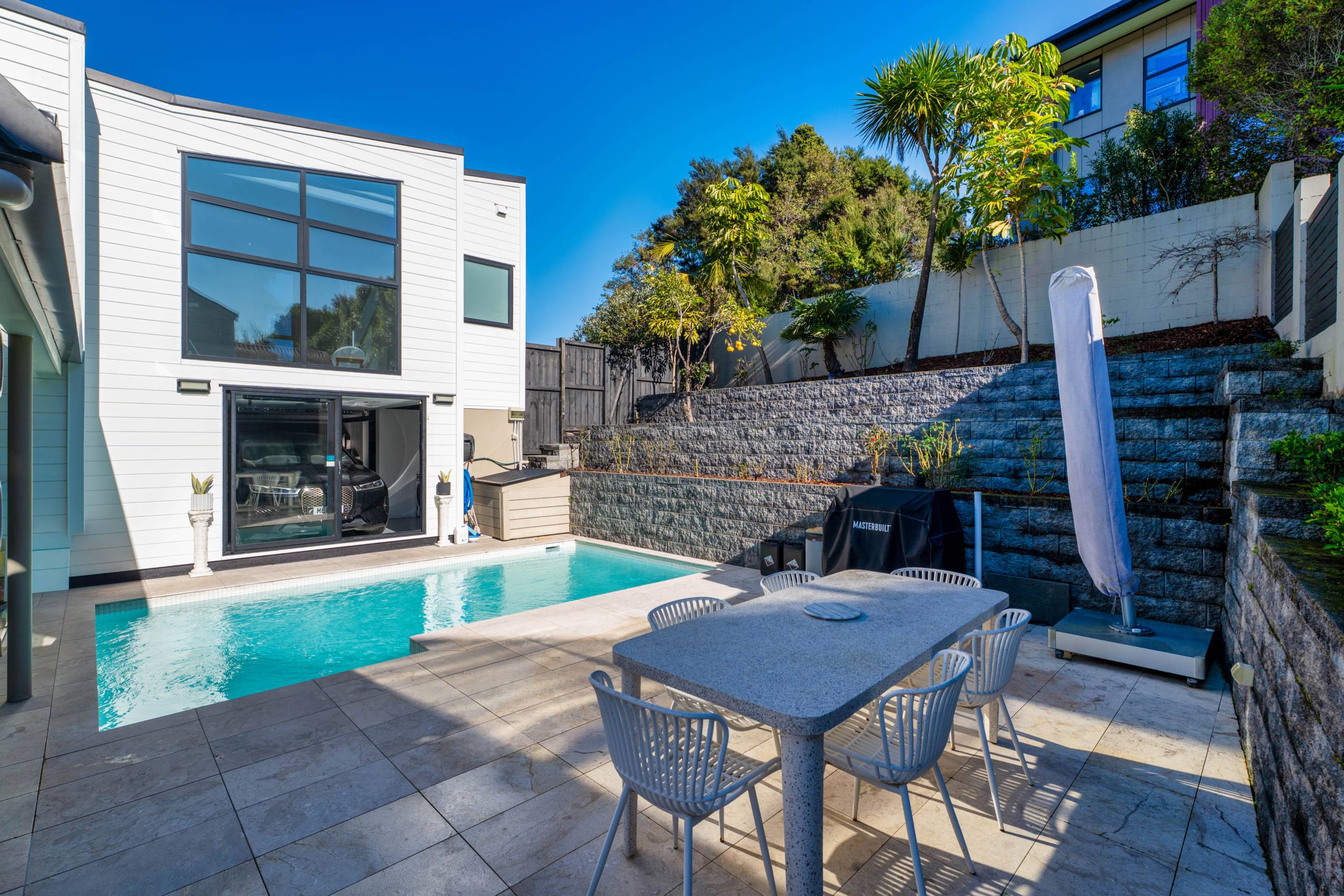 209630561__1784079628-44820-EXTERIOR-8 Spectacular Sea Views with Abundant Sunlight