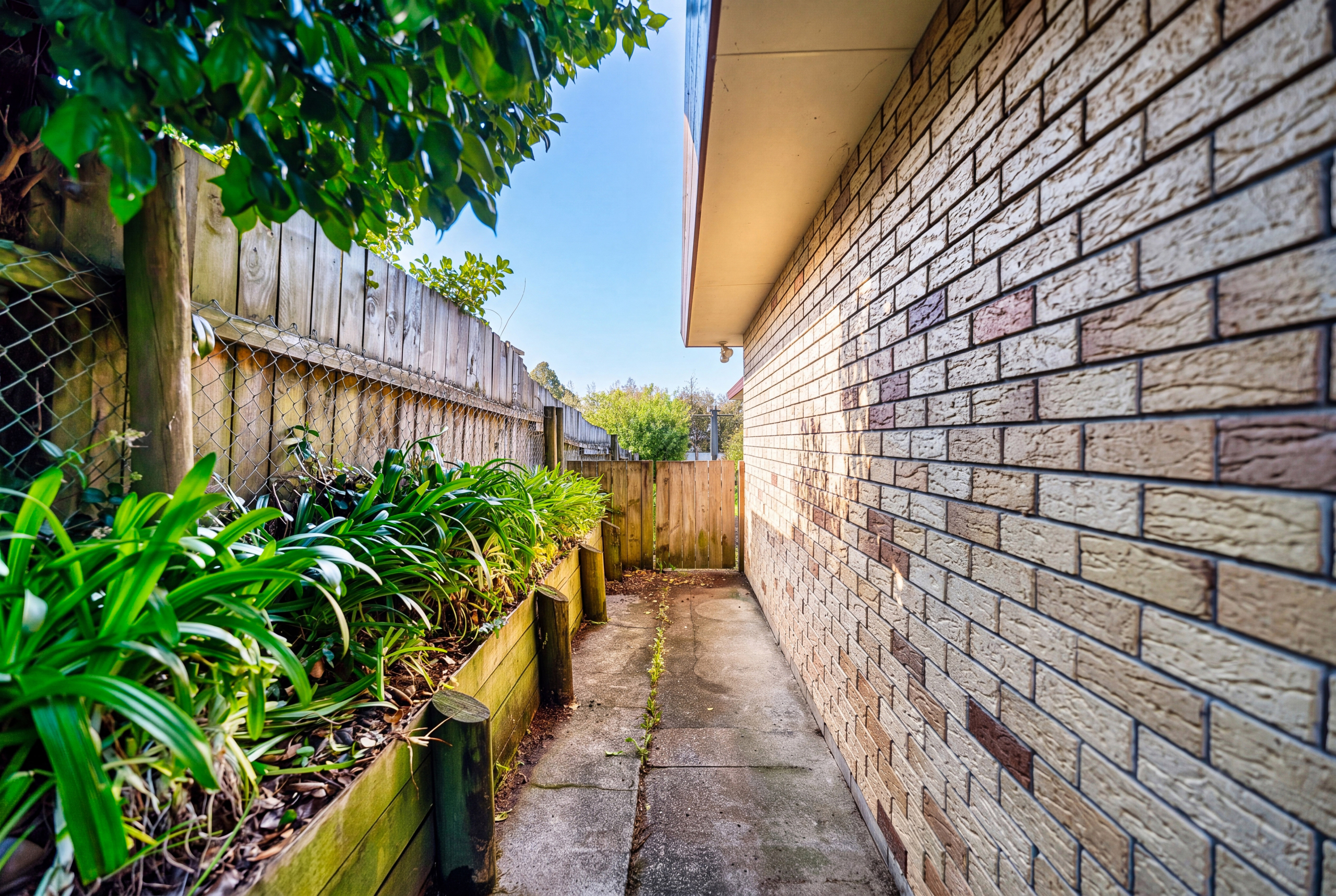209647565__1784082694-64466-EXTERIOR-1 Urgent Sale- Bring your Offers | Brick-Tile