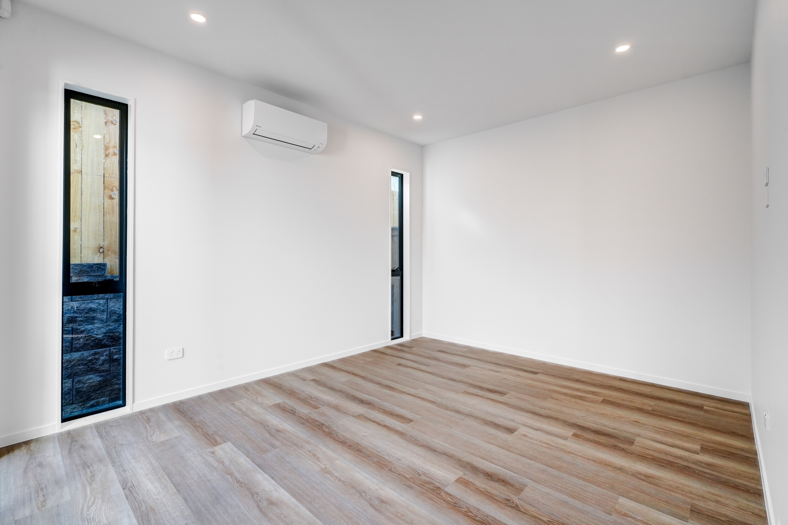 211538020__1784869837-76571-INTERIOR-2 Modern Living in the Heart of Onehunga
