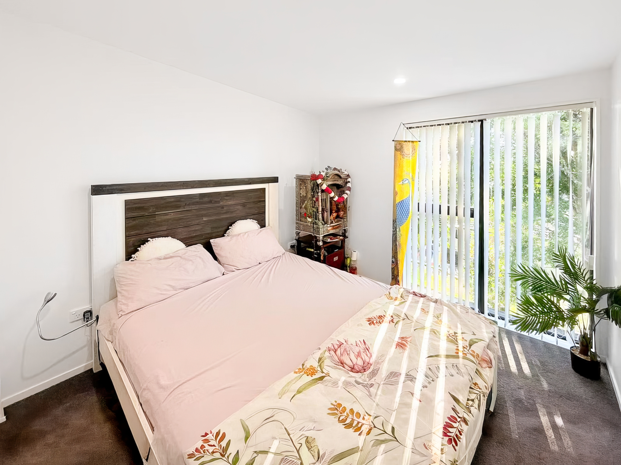 212161810__1785301907-80104-1INTERIOR-10-upscale-2x Urgent Sale – New Home Secured, This One Must Go!