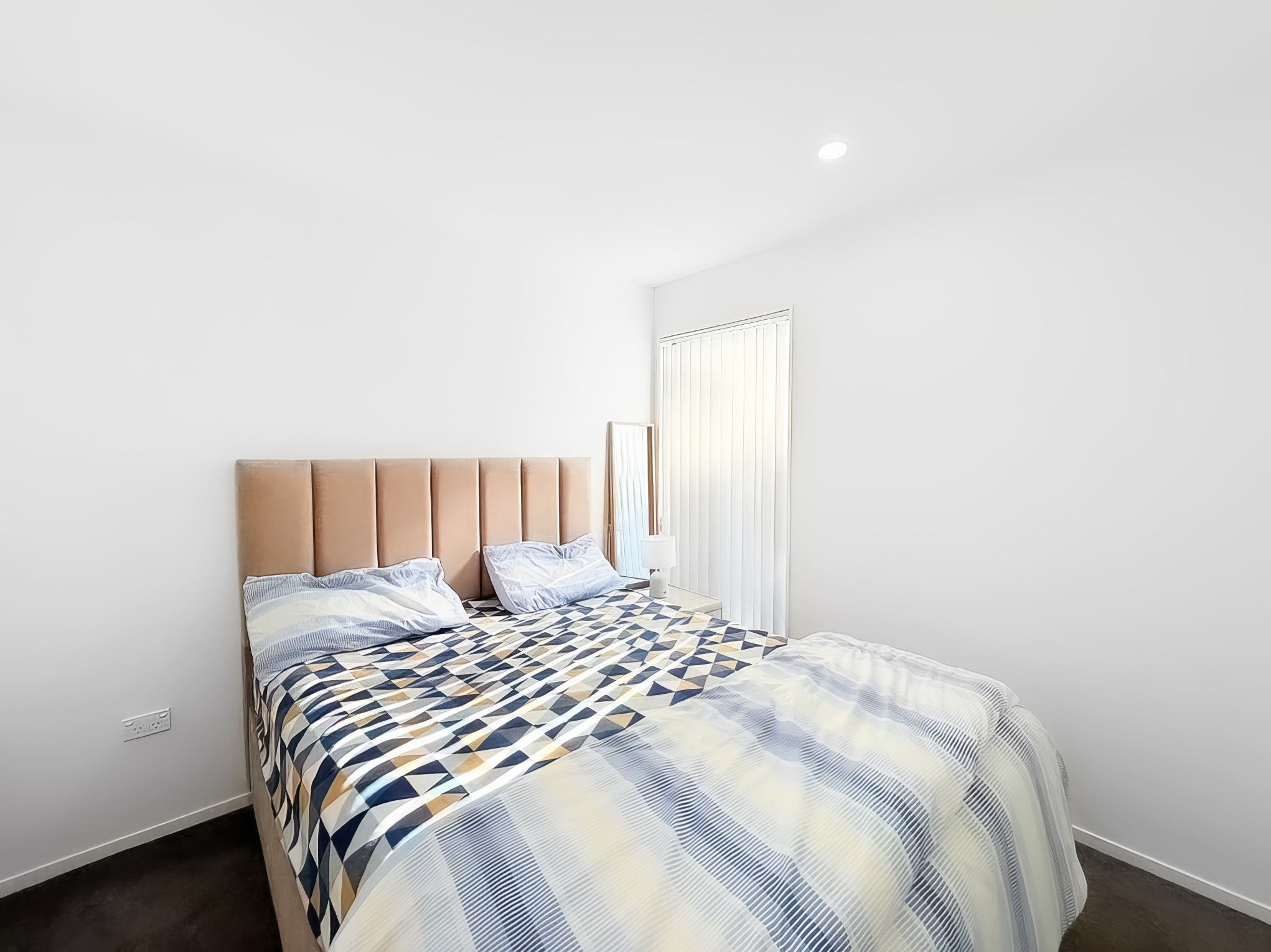 212161834__1785301911-80267-1INTERIOR-1-upscale-2x Urgent Sale – New Home Secured, This One Must Go!