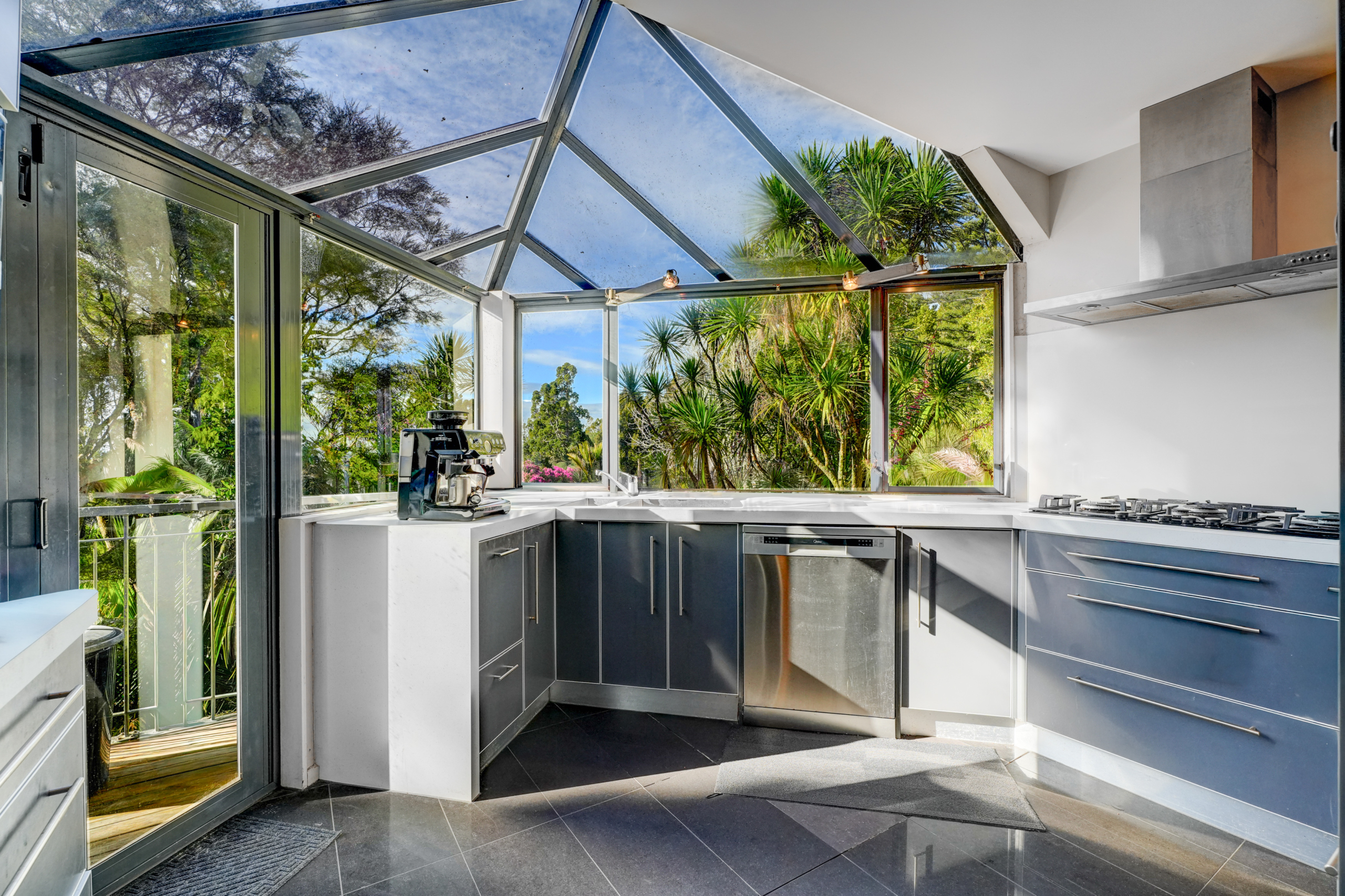 212258235__1785371442-225838-INTERIOR-5 Build, Renovate or Reimagine