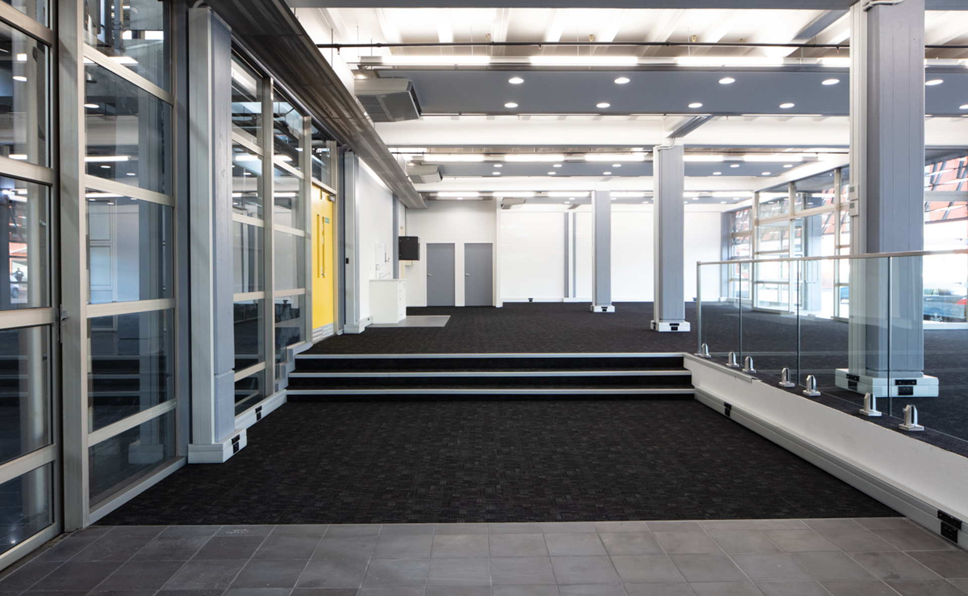 213657475__1786274552-216848-d72-10203 Retail / Office for Lease | 275m² | 8 Car Parks