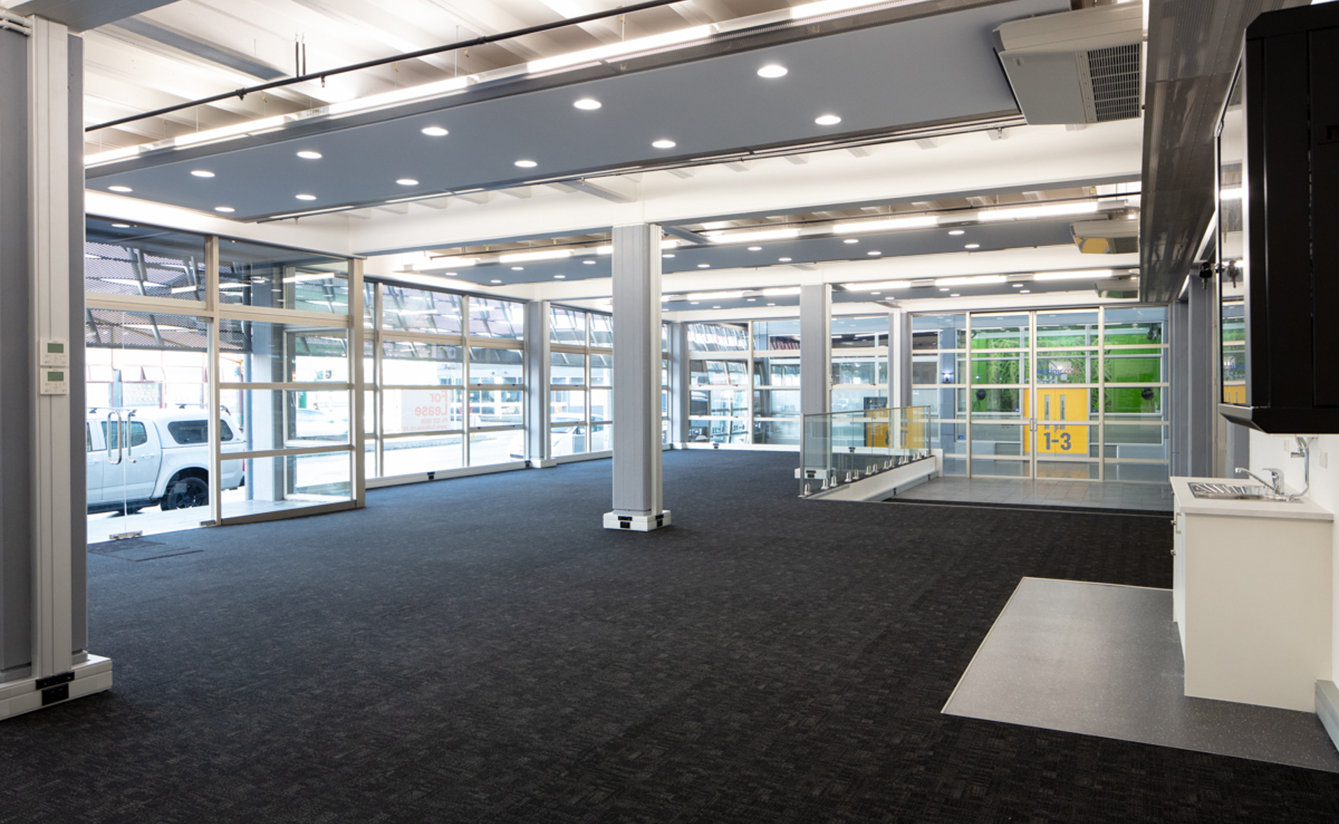 213657477__1786274555-28188-d72-102 Retail / Office for Lease | 275m² | 8 Car Parks