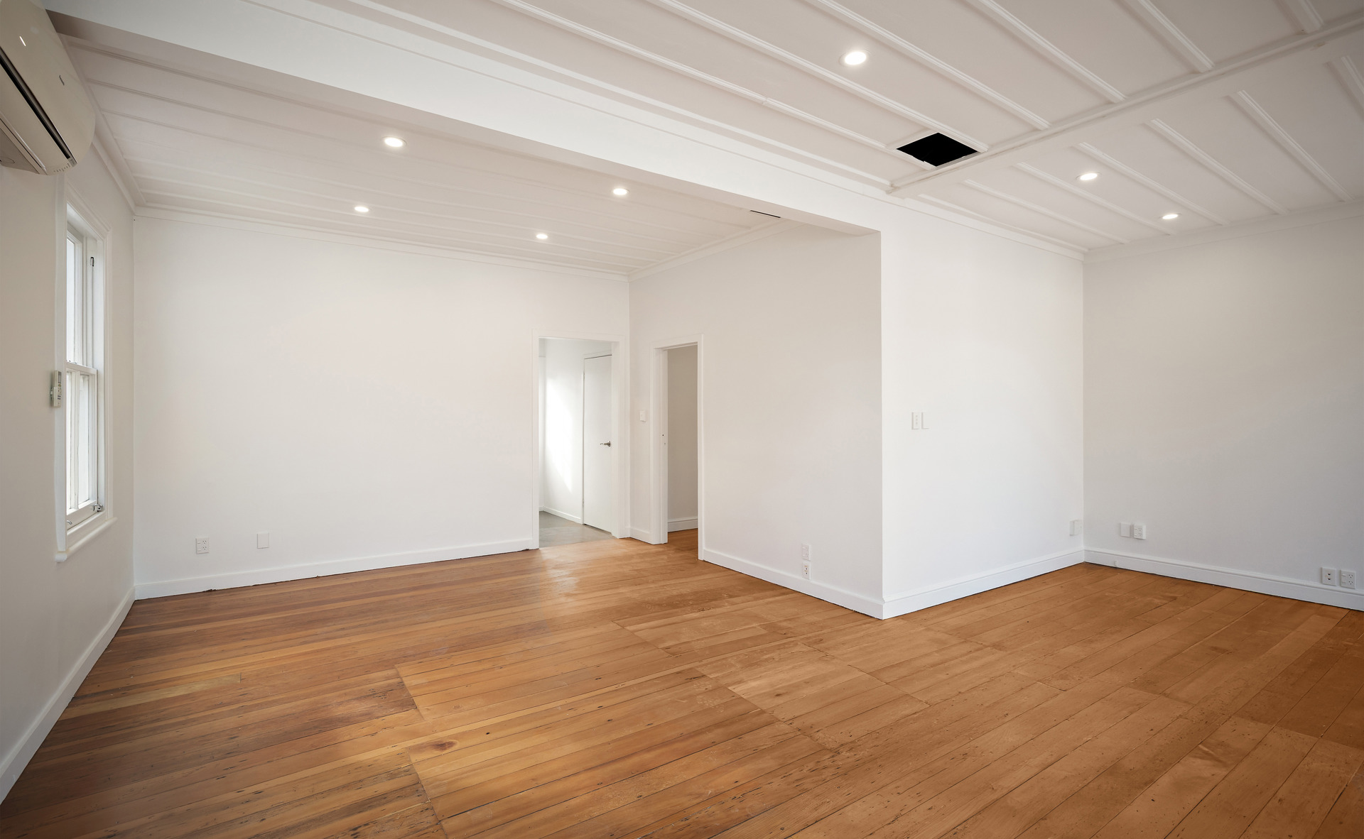 213658335__1786276172-31306-10115-138264054-328-17photoprint-edit Office / Showroom | 62m² | 4 Car Parks | Ponsonby