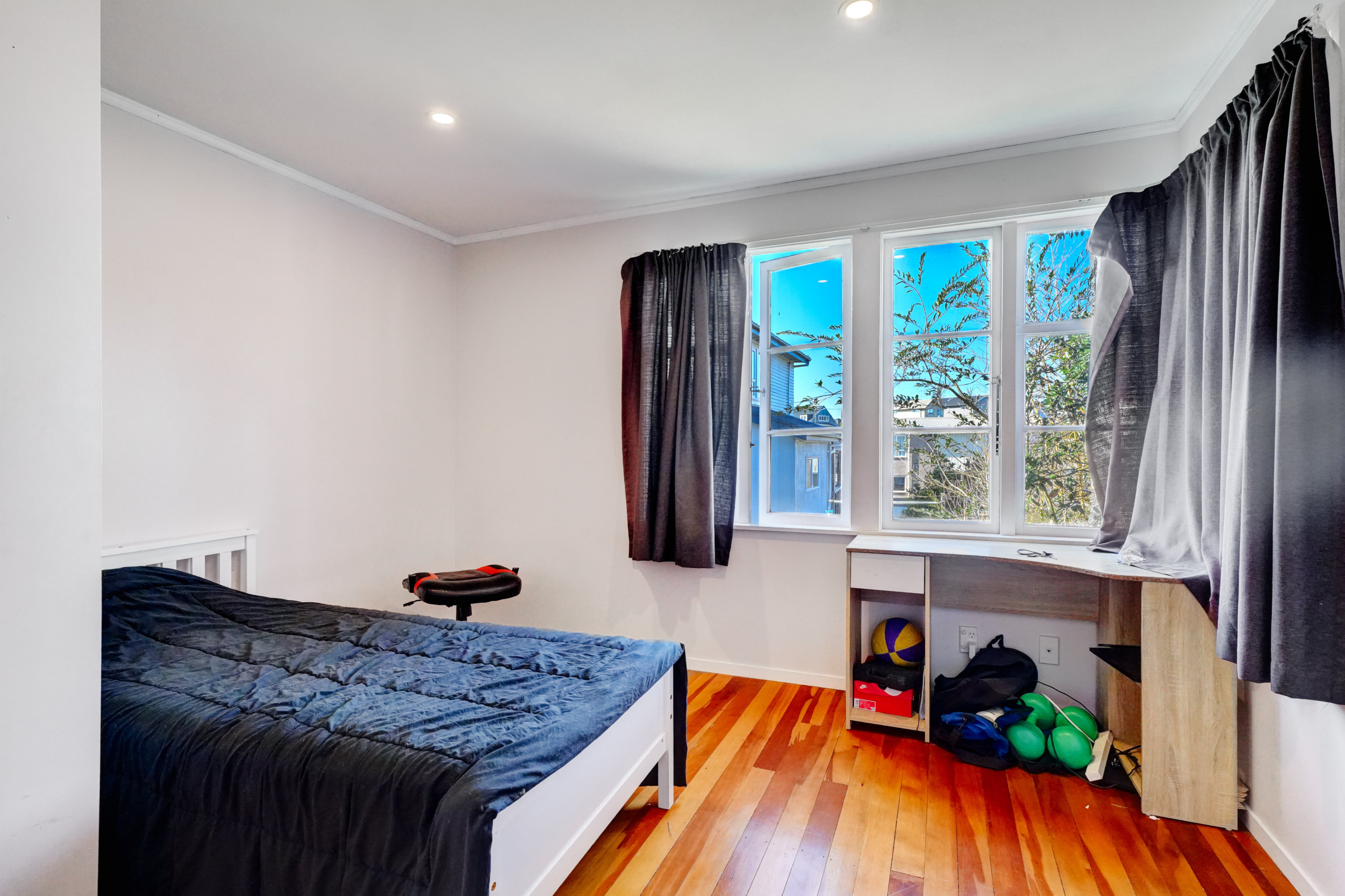 DEVELOPMENT POTENTIAL IN THE HEART OF MT ROSKILL