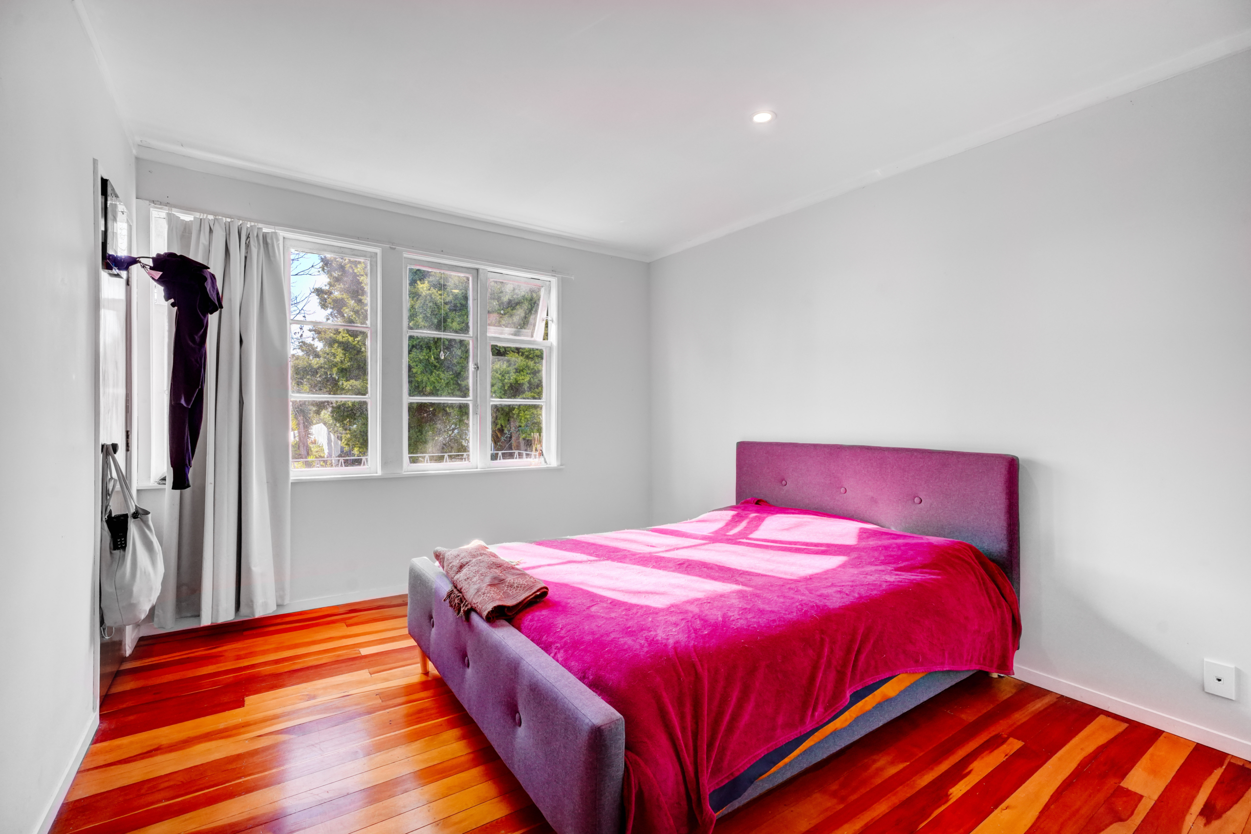 DEVELOPMENT POTENTIAL IN THE HEART OF MT ROSKILL
