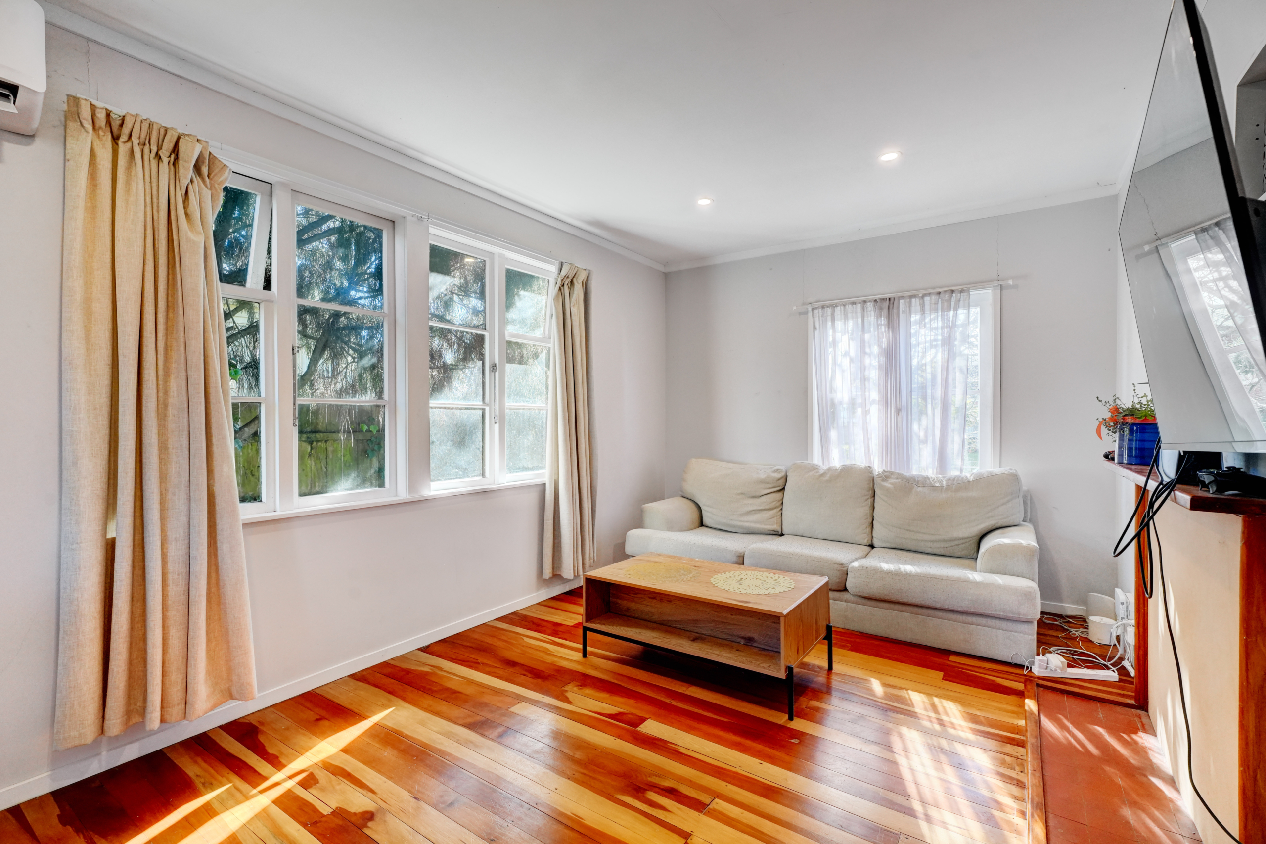 DEVELOPMENT POTENTIAL IN THE HEART OF MT ROSKILL