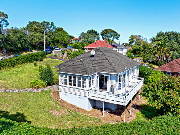 888m² Freehold Land, Unlock the Potential