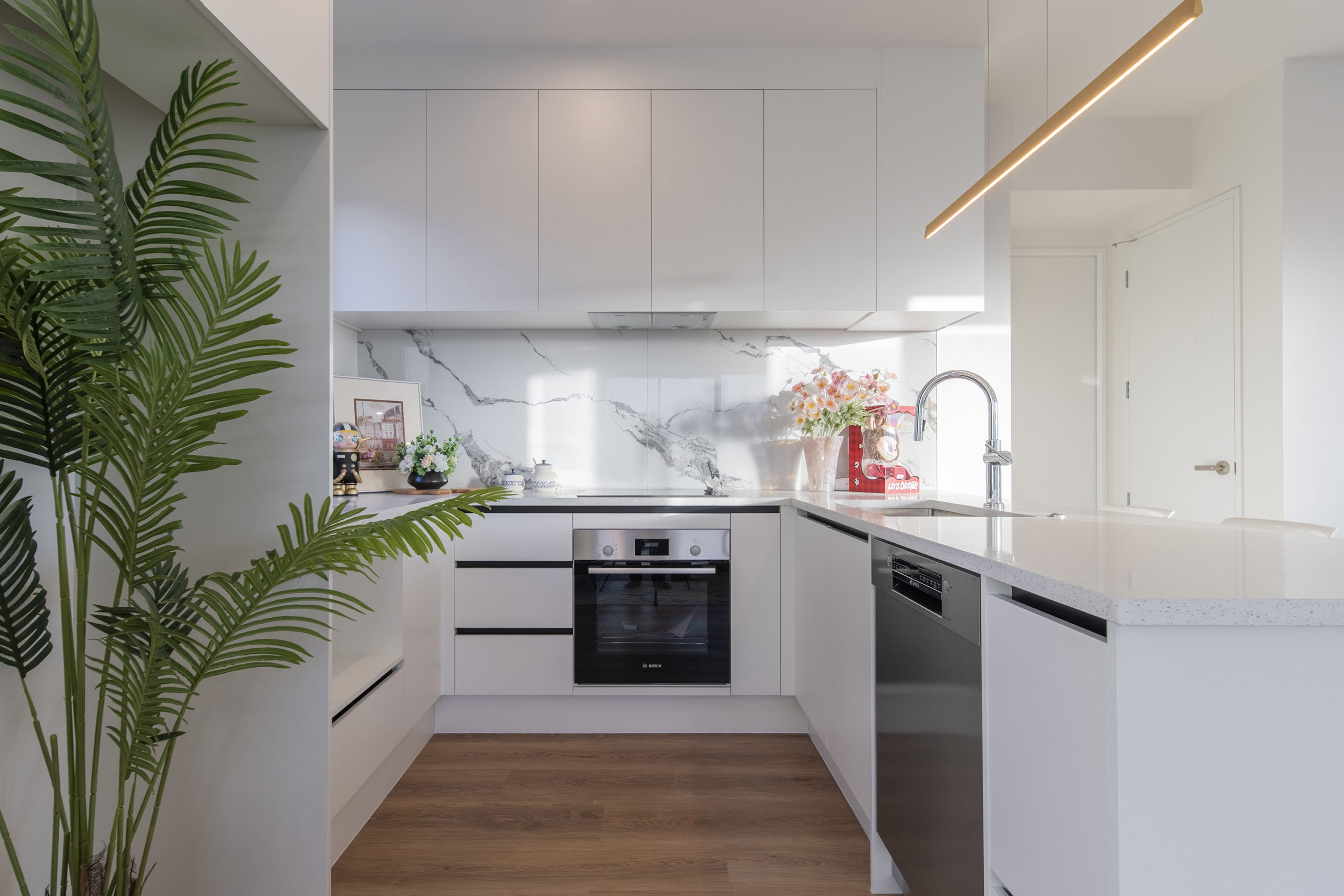 218537956__1789088602-42928-DSC05276-HDR BRAND NEW & IN THE RANGITOTO COLLEGE ZONE