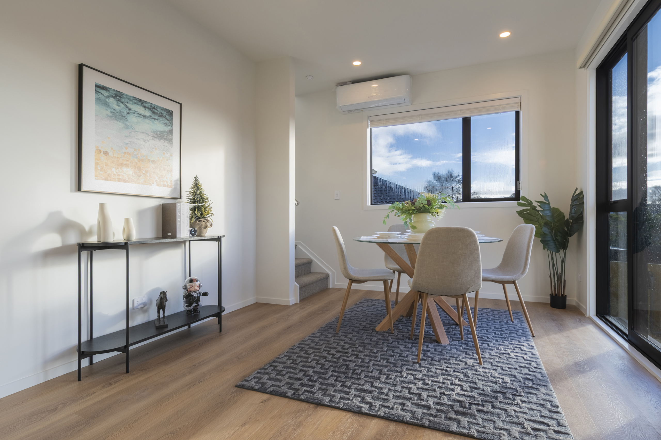 218538077__1789088620-43318-DSC05336-HDR BRAND NEW & IN THE RANGITOTO COLLEGE ZONE