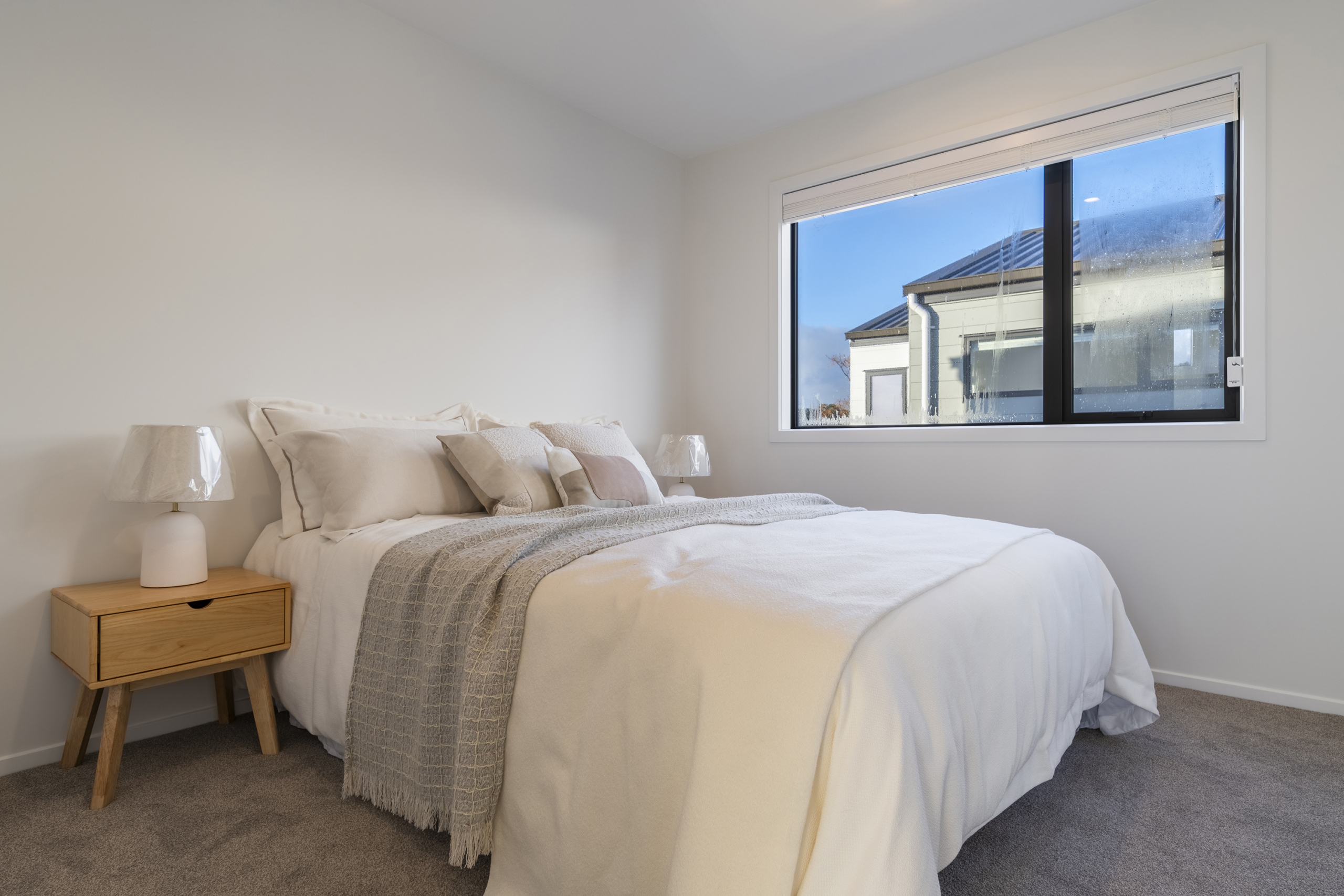 218538092__1789088628-43252-DSC05316-HDR BRAND NEW & IN THE RANGITOTO COLLEGE ZONE