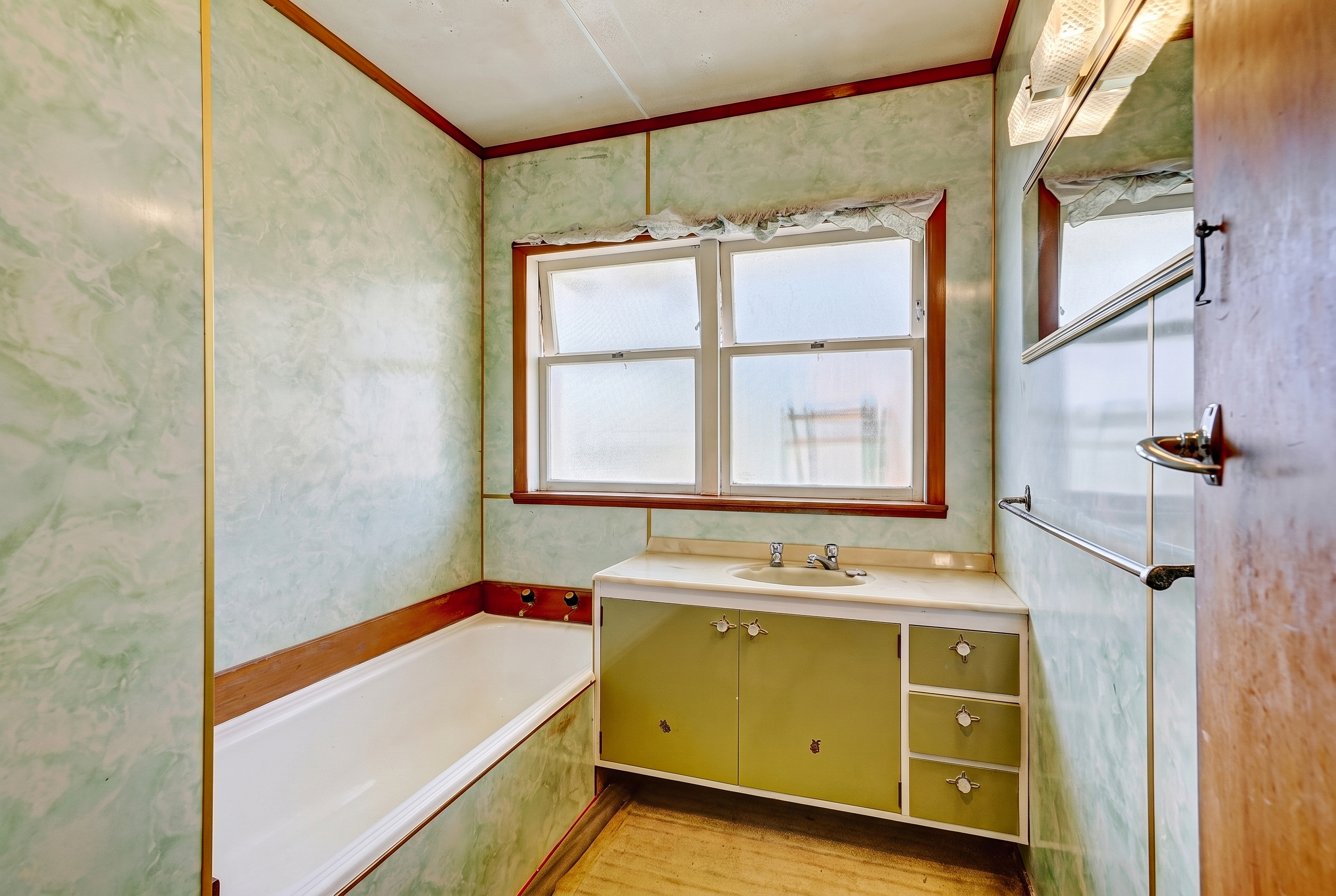 219827263__1790025392-200894-INTERIOR-12 MORTGAGEE SALE | PRIME THAB DEVELOPMENT OPPORTUNITY