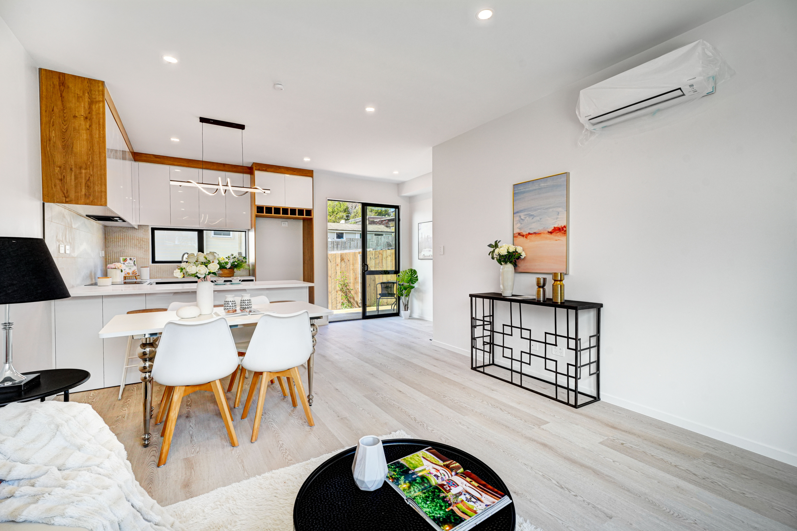 221368929__1790817237-237575-INTERIOR-4 Modern Living in the Heart of Blockhouse Bay