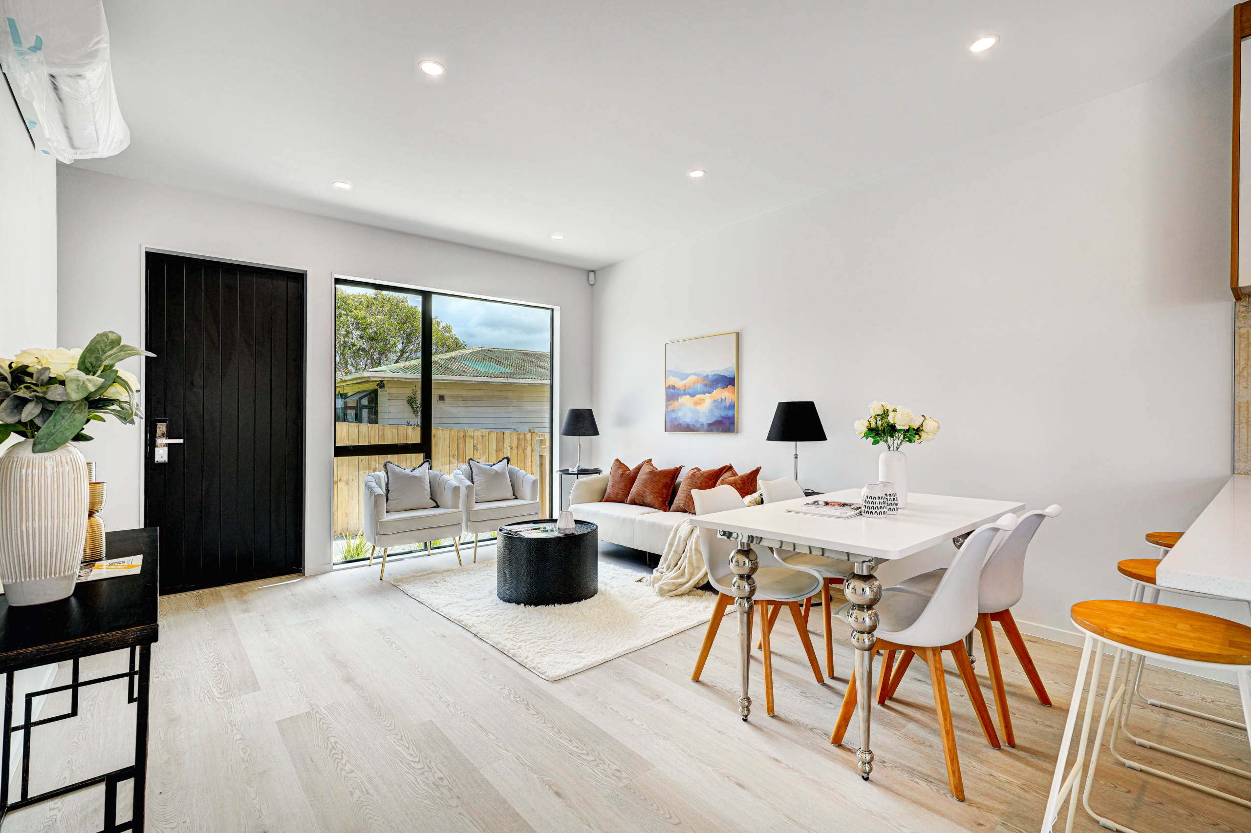 221368996__1790817244-61893-INTERIOR-7 Modern Living in the Heart of Blockhouse Bay