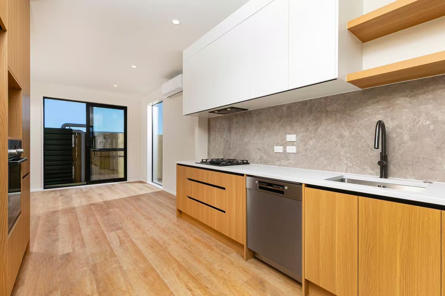 221632699__1790911789-81808-Image2026100214305259233 BRAND NEW. HARBOUR OUTLOOK. HOBSONVILLE LIFESTYLE.